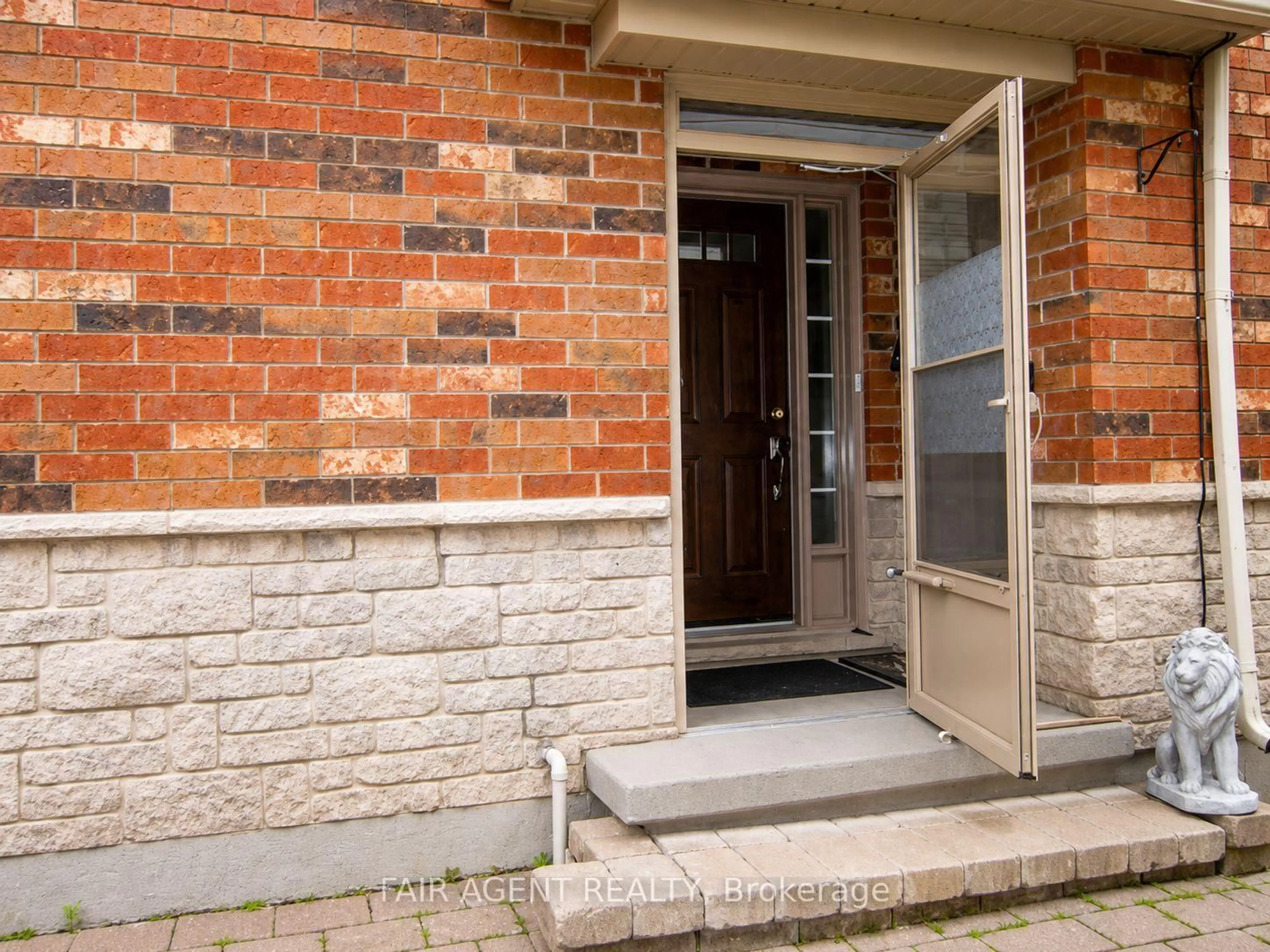 Home with brick exterior material, street for 28 Elderberry Ave, Grimsby Ontario L3M 5R5