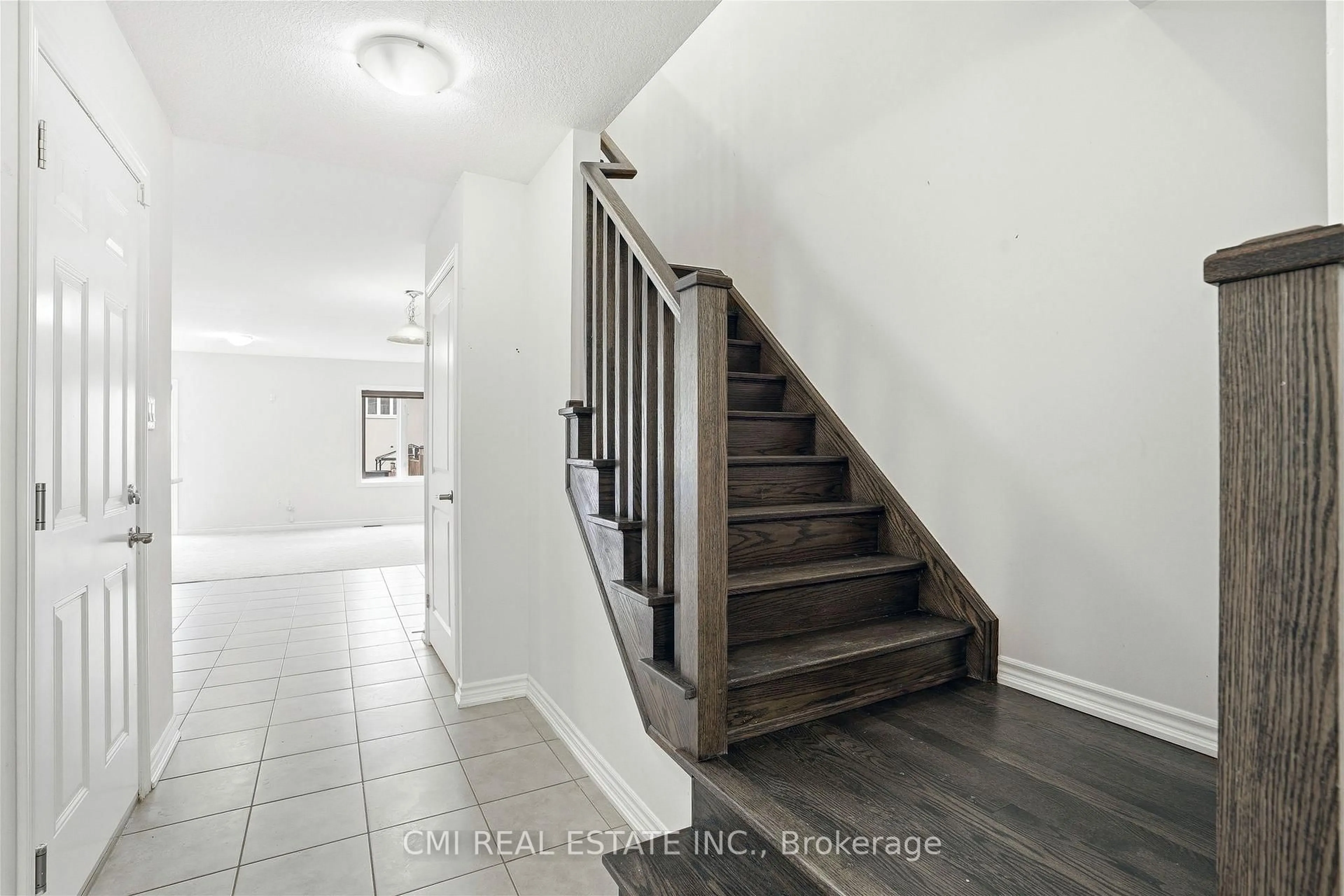 Unknown for 93 Penny Lane, Hamilton Ontario L8J 2V7