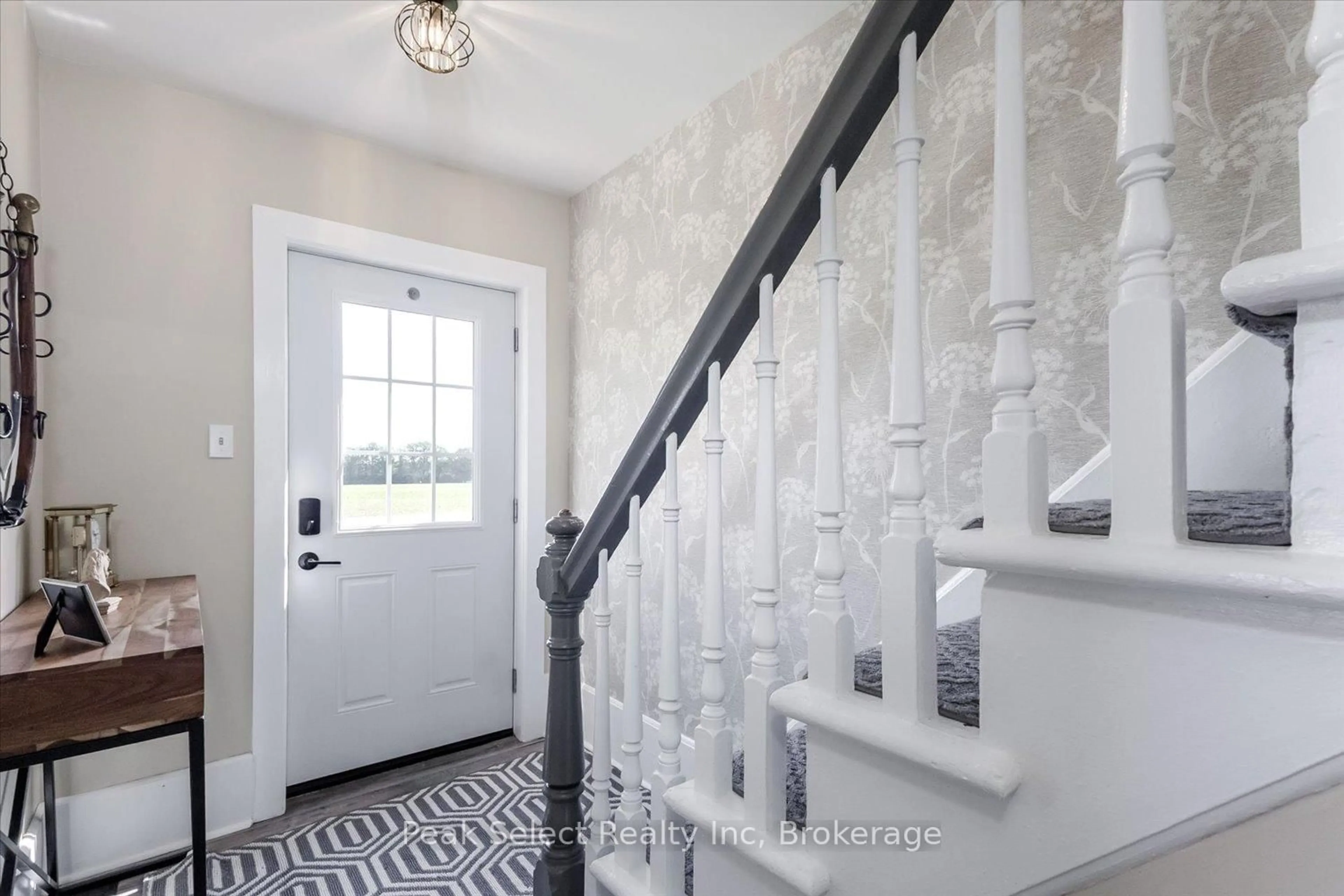 Indoor entryway for 3974 15 Line, Perth South Ontario N4X 1C5