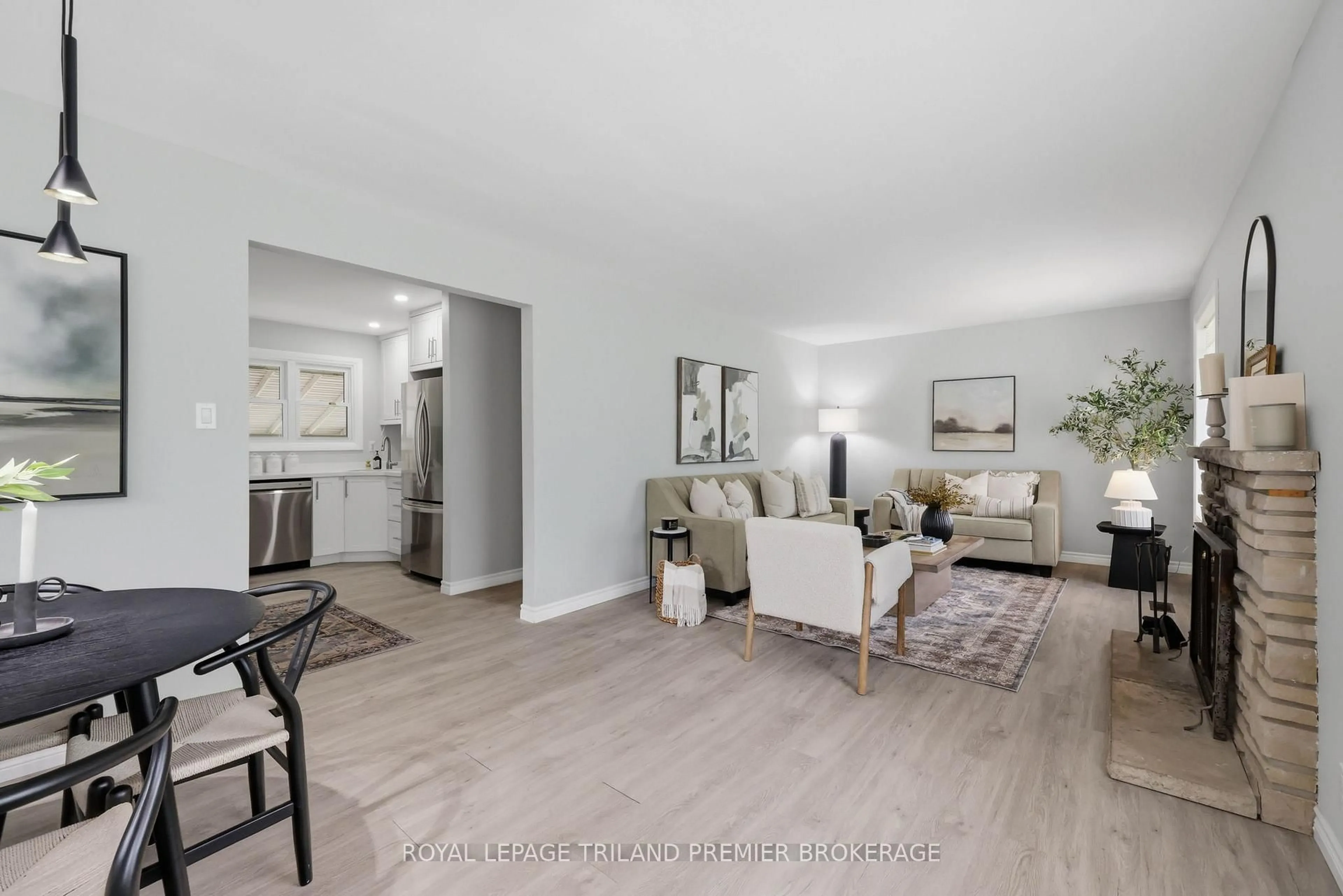 Living room with furniture, unknown for 190 Gladman Ave, London South Ontario N6J 1X5