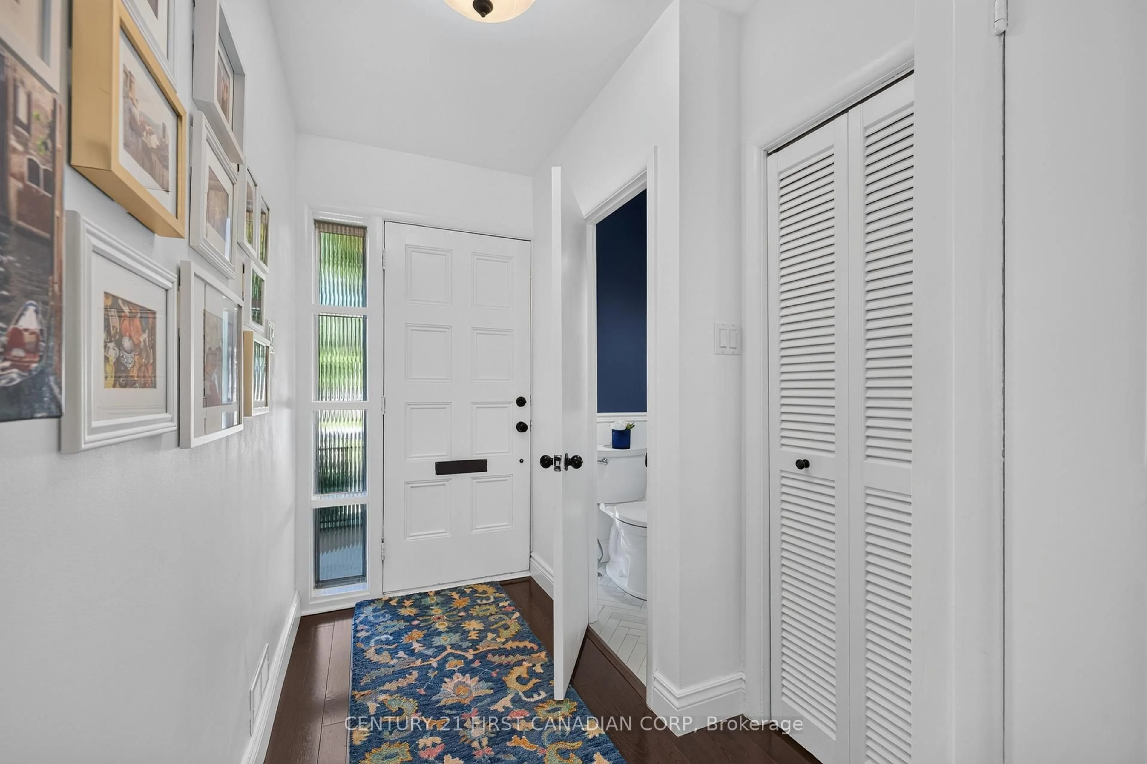 Indoor entryway for 1220 Royal York Rd #27, London North Ontario N6H 3Z9