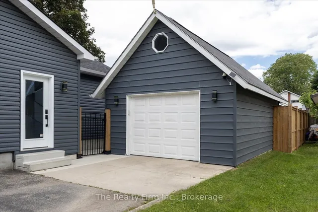 374 West Gore St, Stratford 2