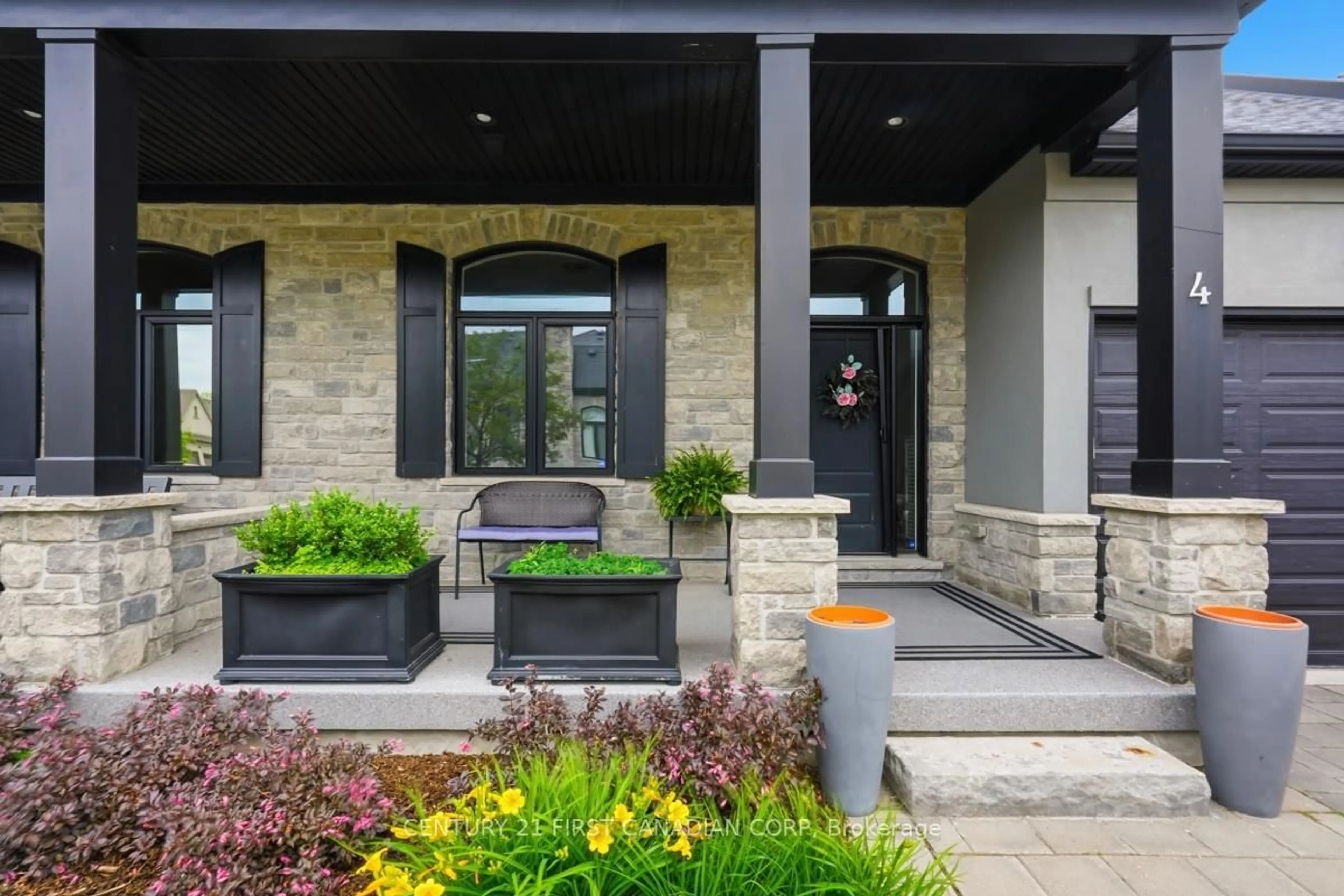 Unknown for 2215 Callingham Dr #4, London North Ontario N6G 0P1