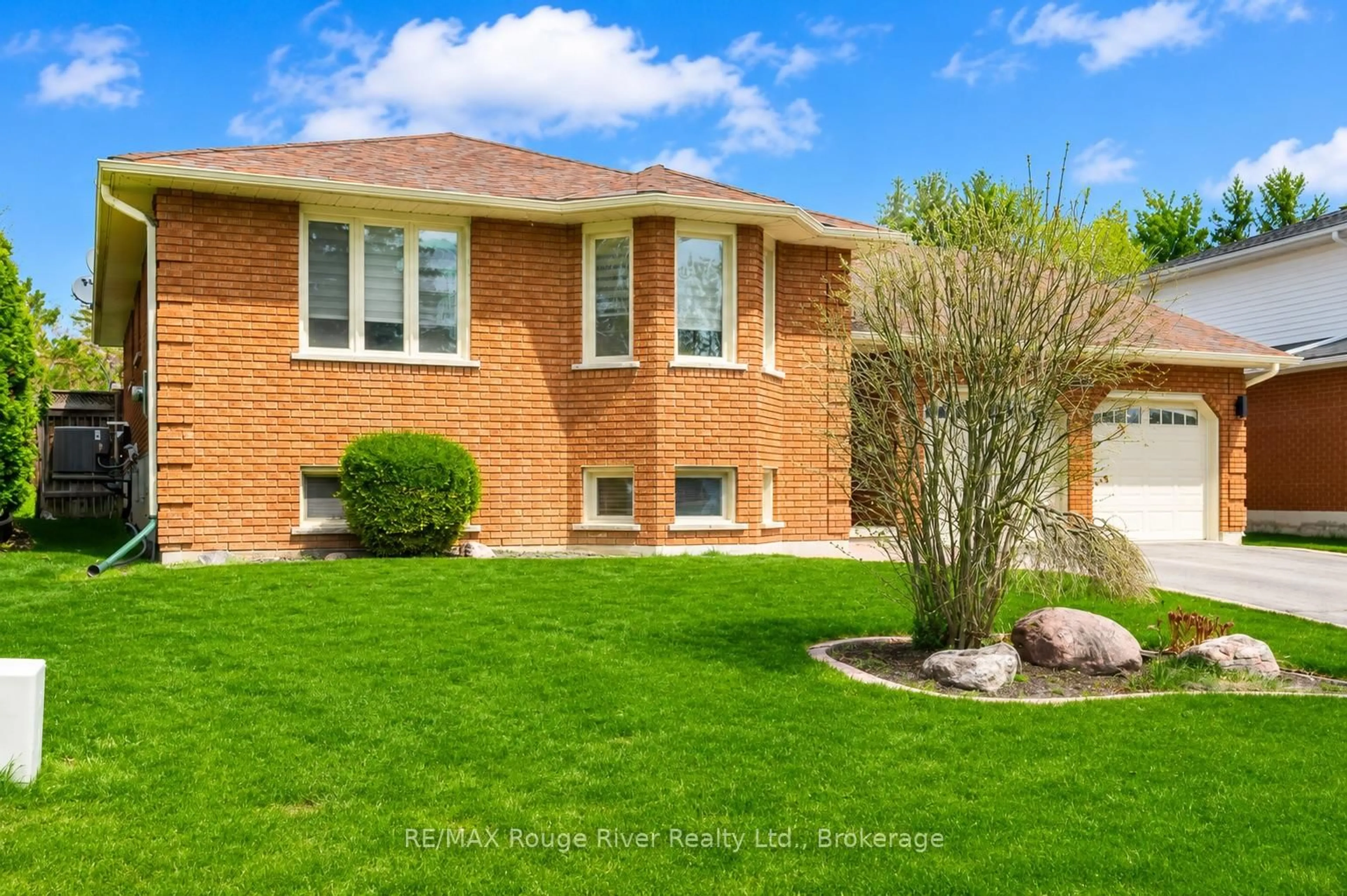 Home with brick exterior material, street for 2993 Jennifer Dr, Peterborough Ontario K9L 1Y6