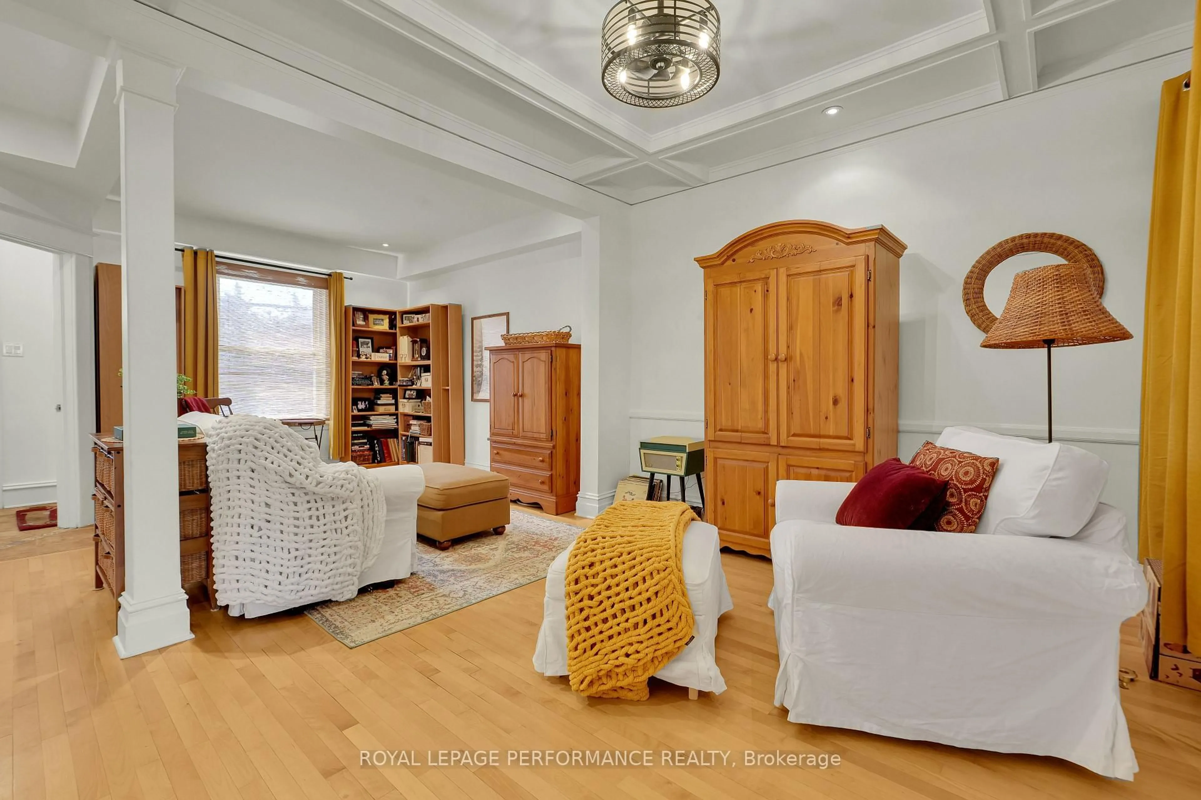 Living room with furniture, unknown for 163 Aylmer Ave, Ottawa Ontario K1S 2Y3