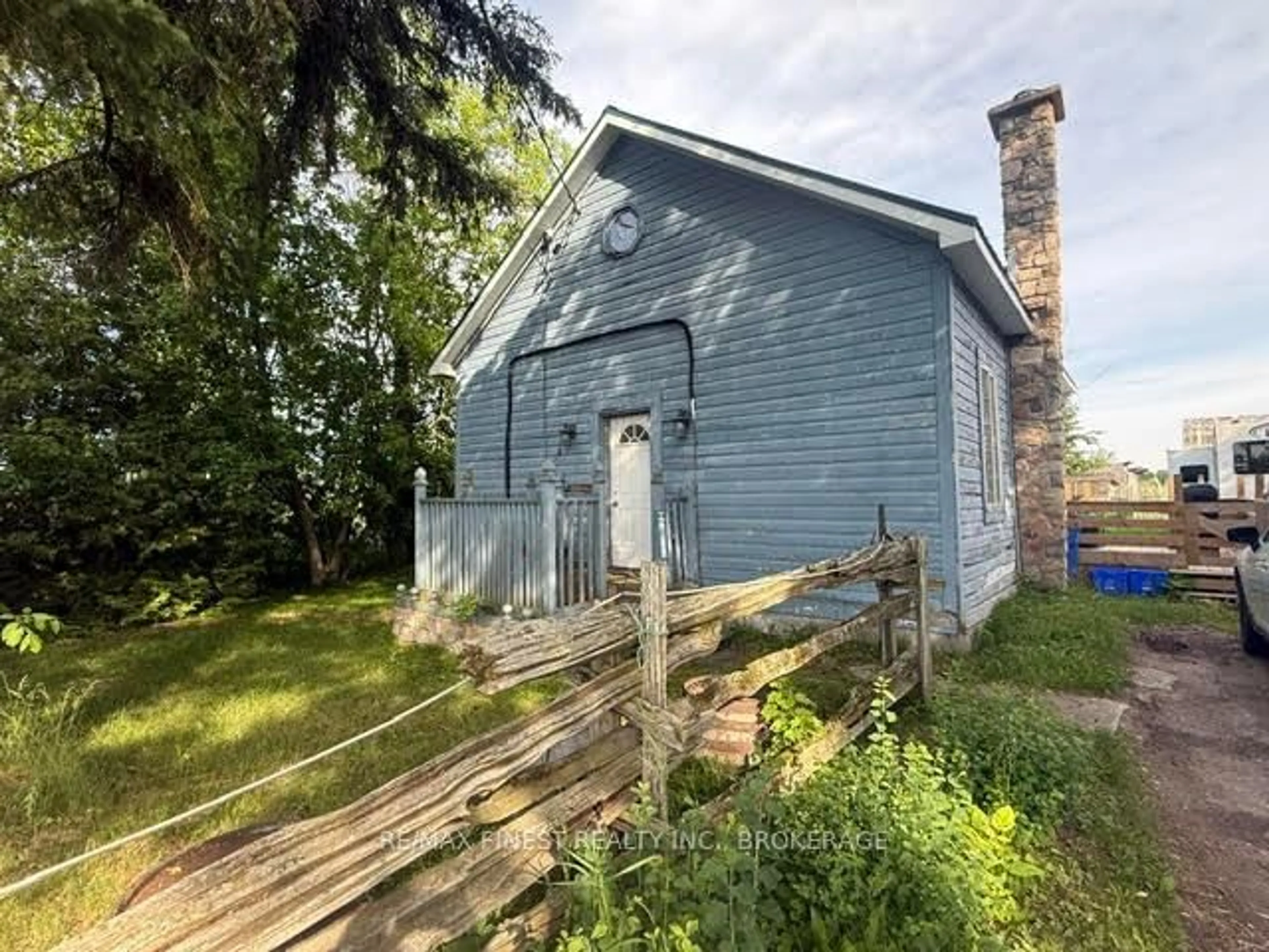 Shed for 4556 Milburn Rd, Battersea Ontario K0H 1H0