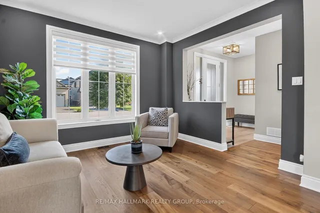 569 Chriscraft Way, Manotick 5