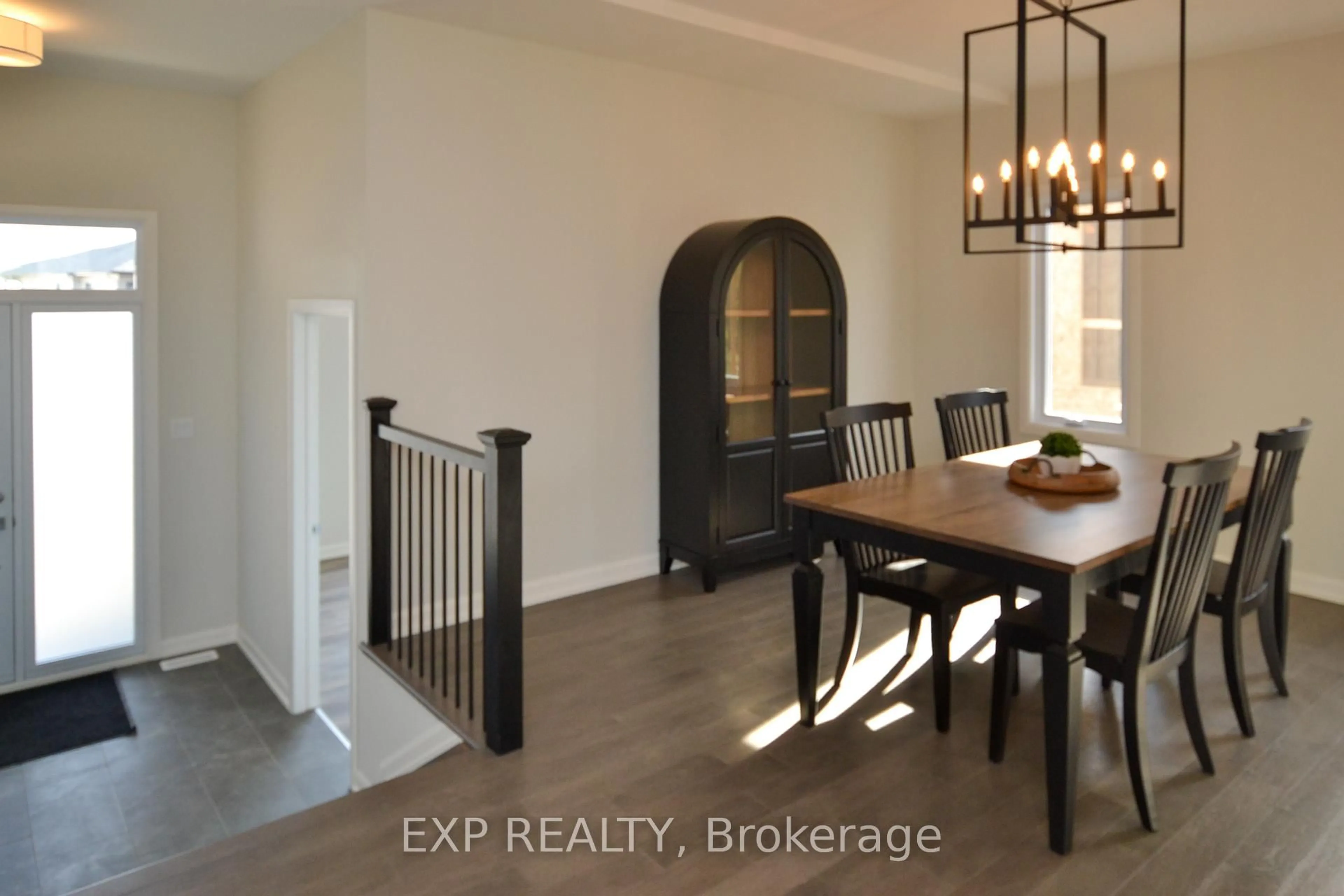 Dining room, unknown for 623 Montessor Cres, Alfred and Plantagenet Ontario 00000
