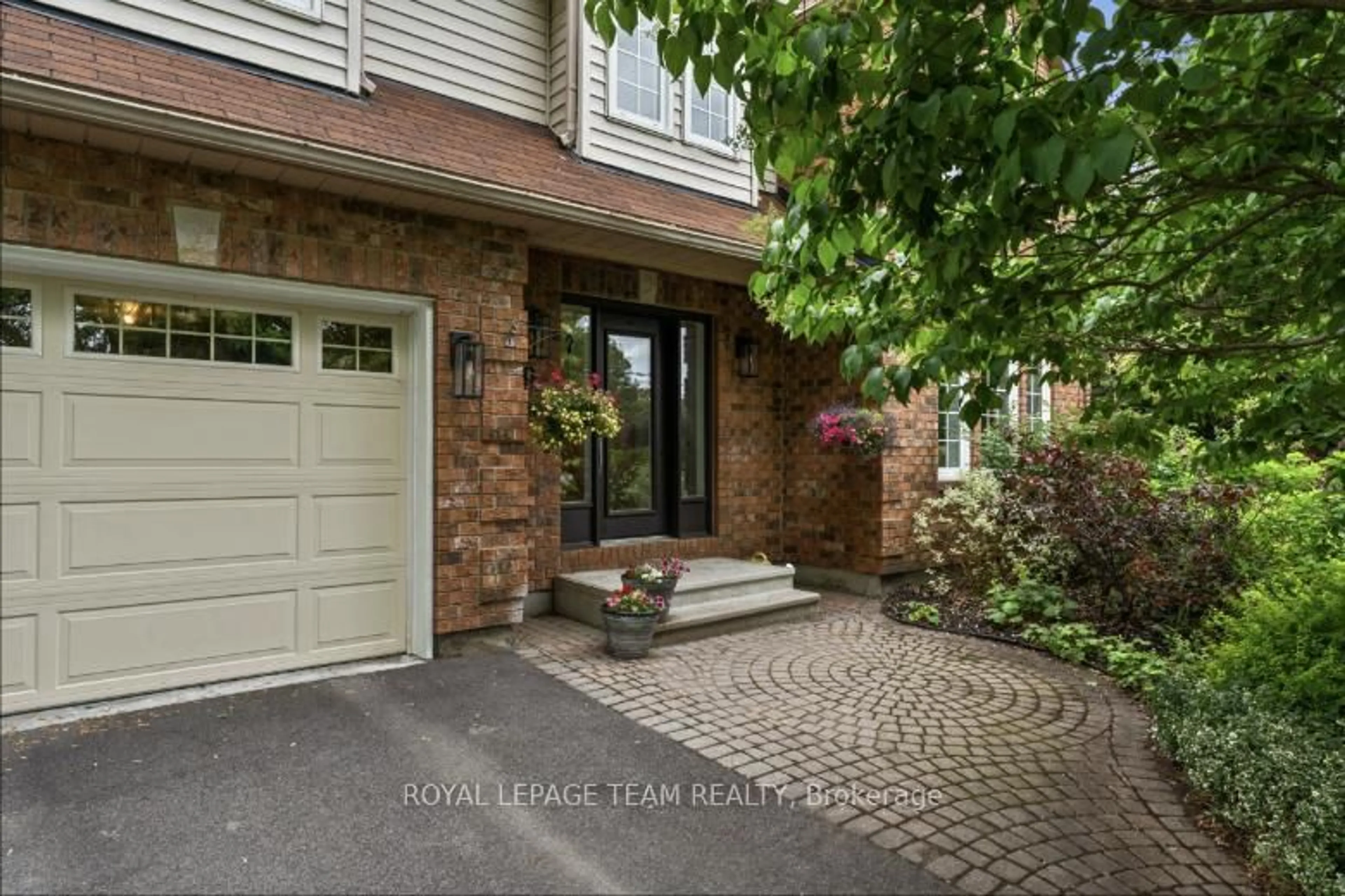 Home with brick exterior material, street for 1209 Potter Dr, Ottawa Ontario K4M 1C9