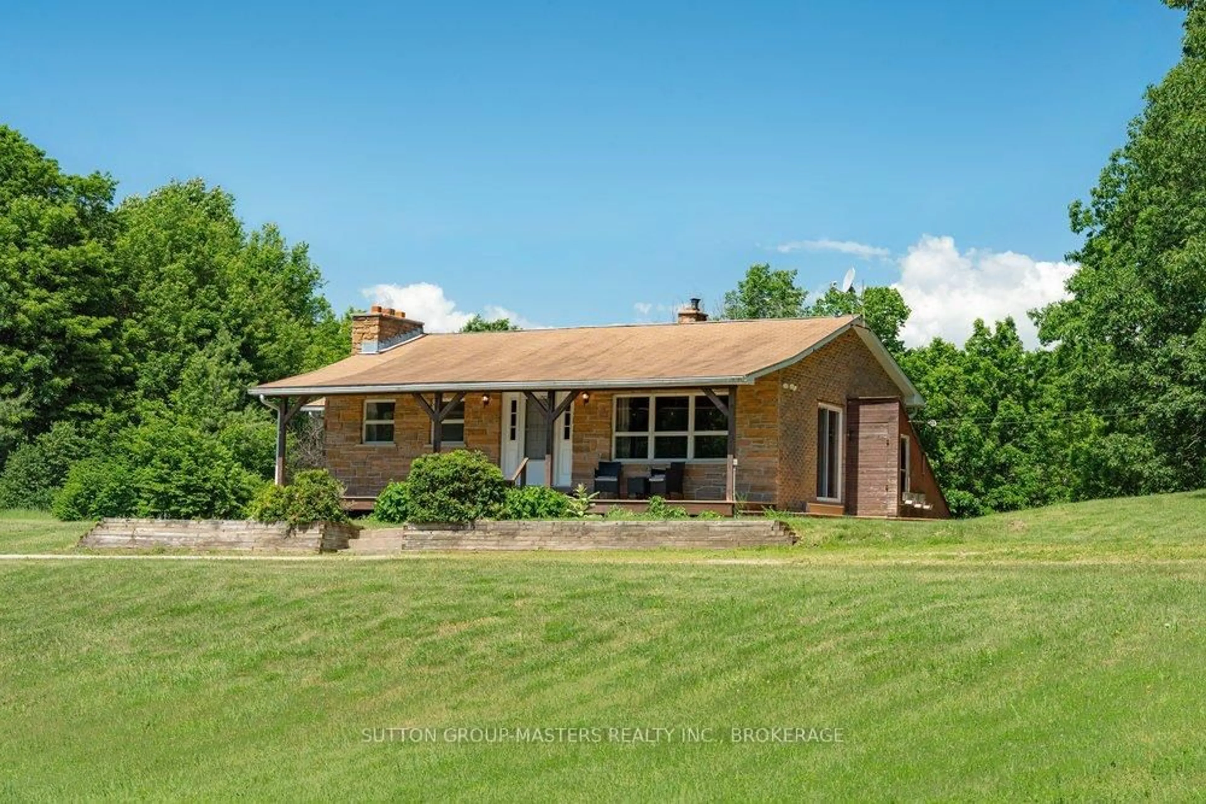 Home with brick exterior material, water/lake/river/ocean view for 107 Granite Ridge Rd, Lansdowne Village Ontario K0E 1L0