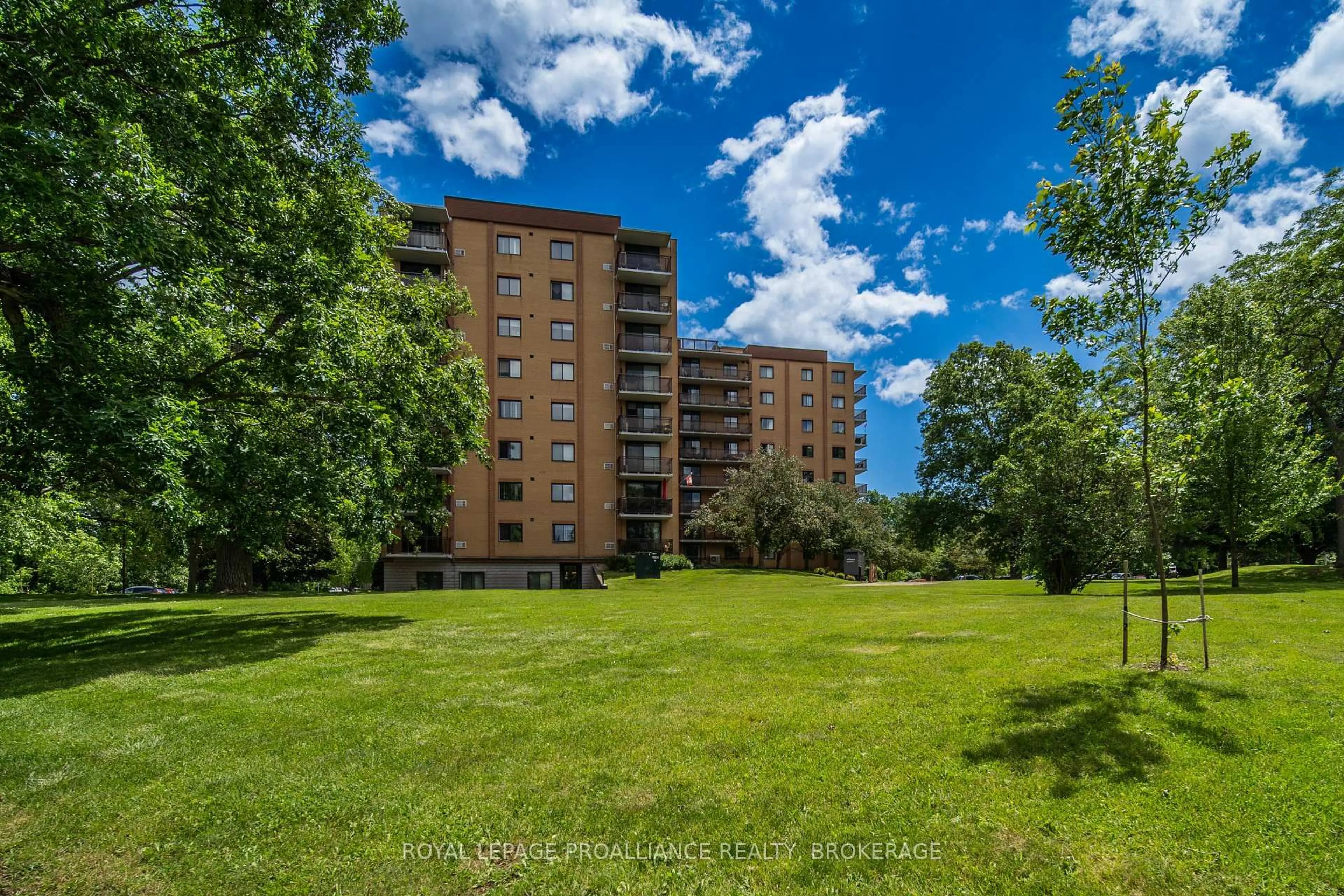 A pic from outside/outdoor area/front of a property/back of a property/a pic from drone, building for 120 Barrett Crt #606, Kingston Ontario K7L 5H6