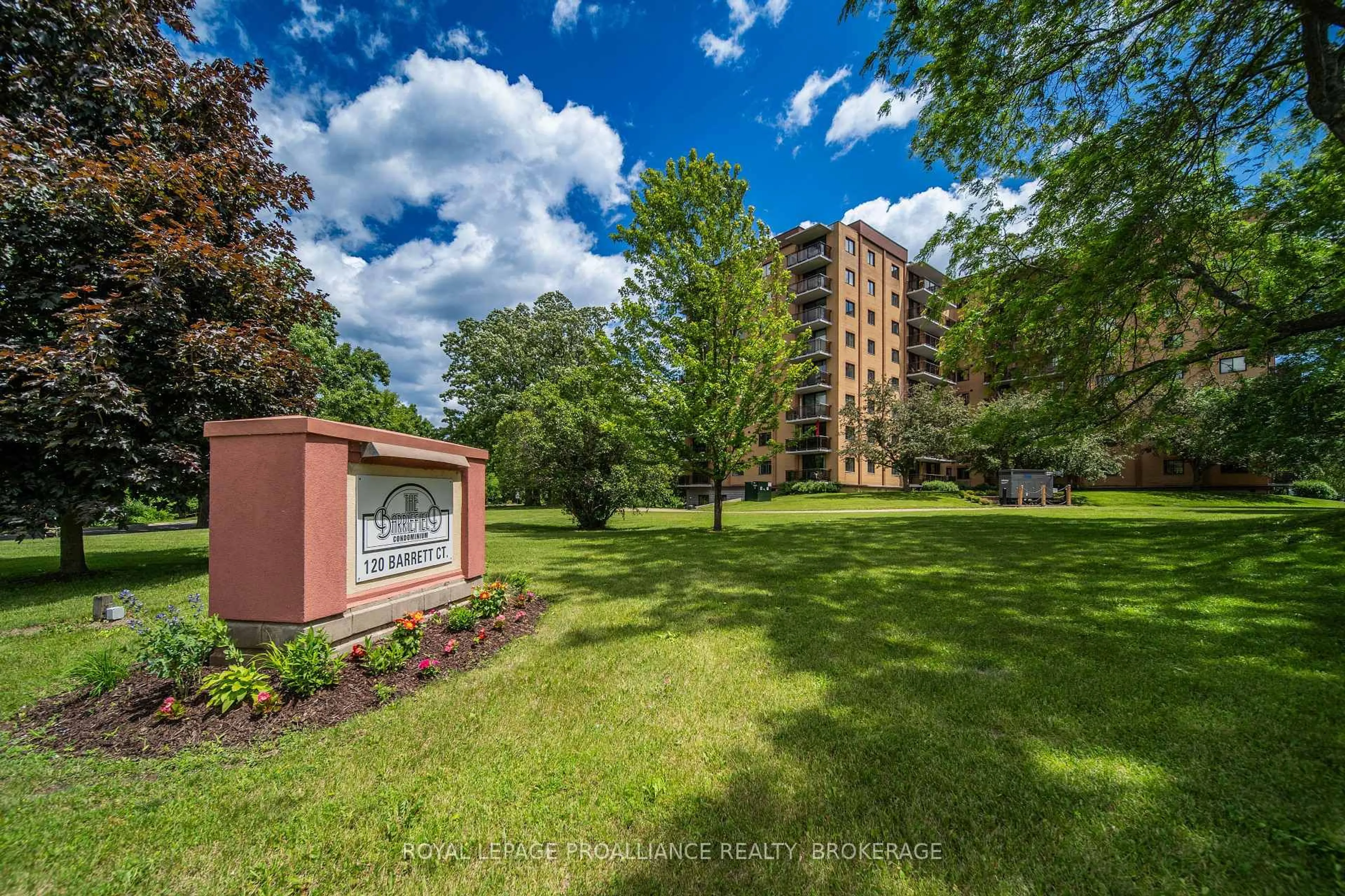 A pic from outside/outdoor area/front of a property/back of a property/a pic from drone, unknown for 120 Barrett Crt #606, Kingston Ontario K7L 5H6