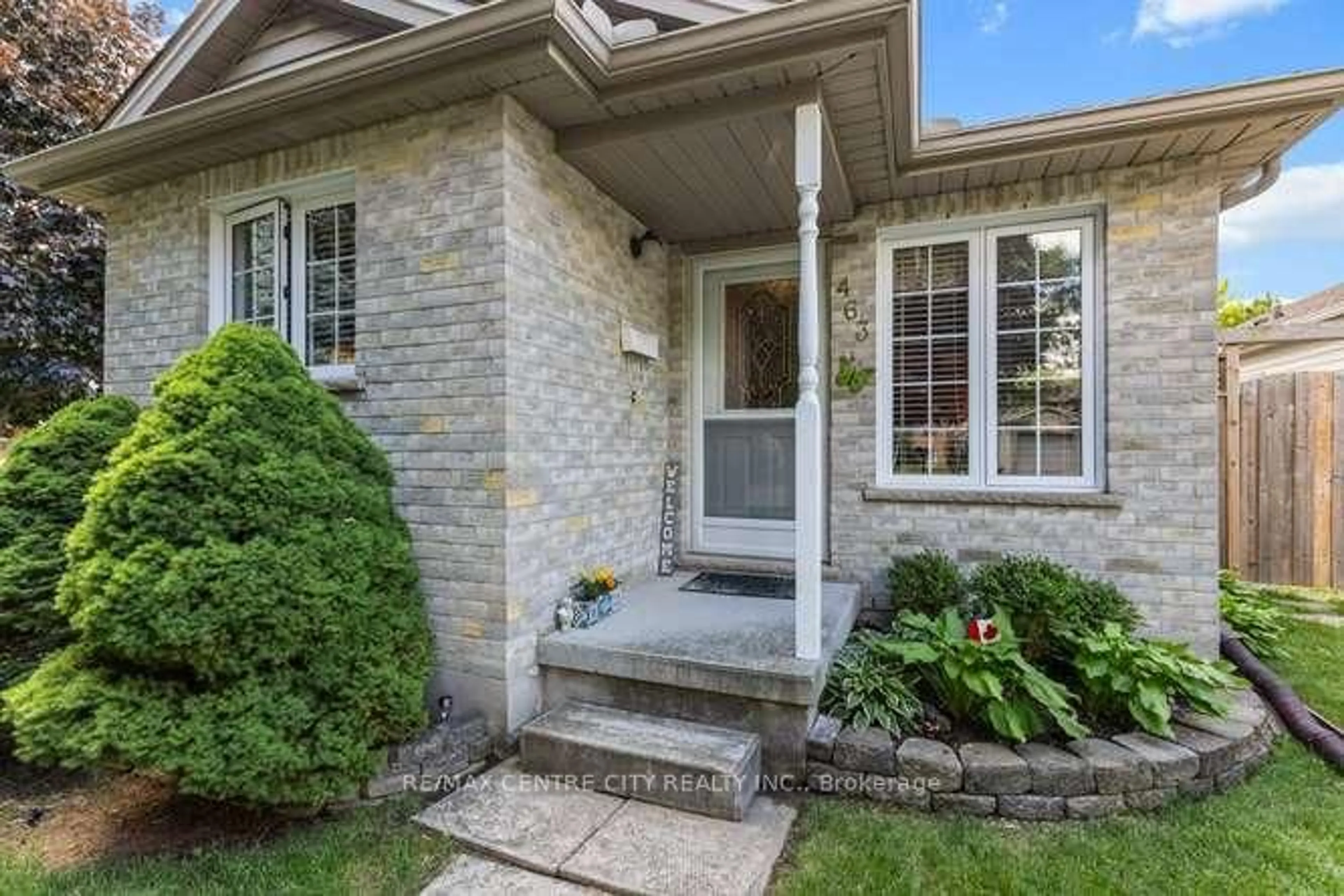 Unknown for 463 Exmouth Circ, London East Ontario N5V 5G5