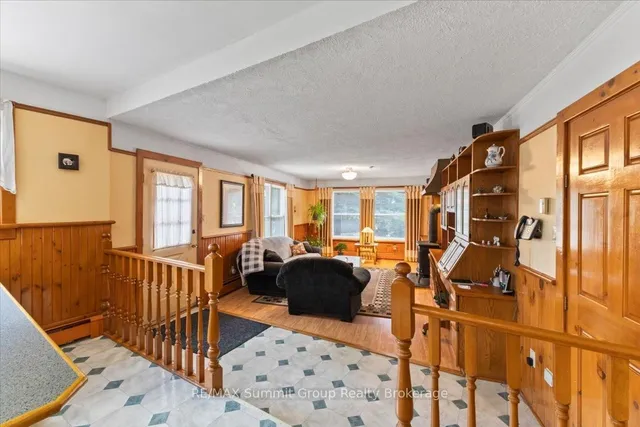 774549 Highway 10, Grey Highlands 5