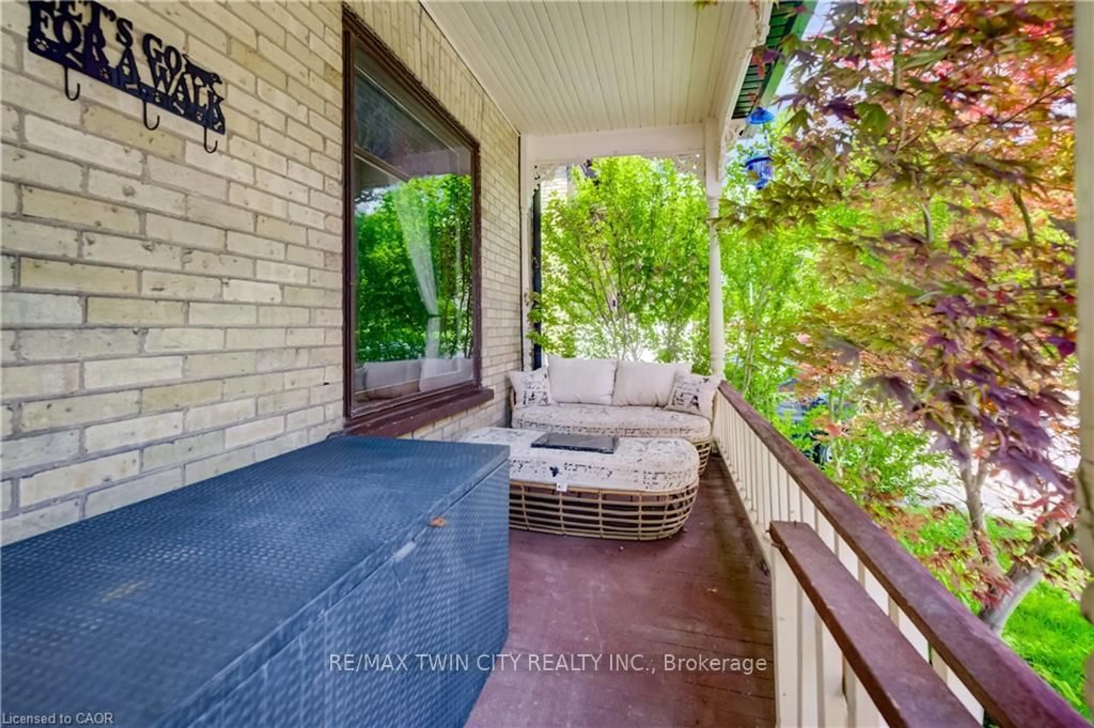 Patio, street for 51 IRVIN St, Kitchener Ontario N2H 1K7