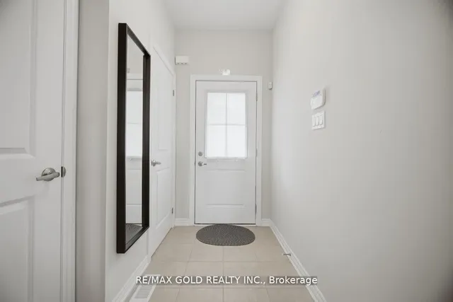 30 Mia Dr #2, Hamilton 5