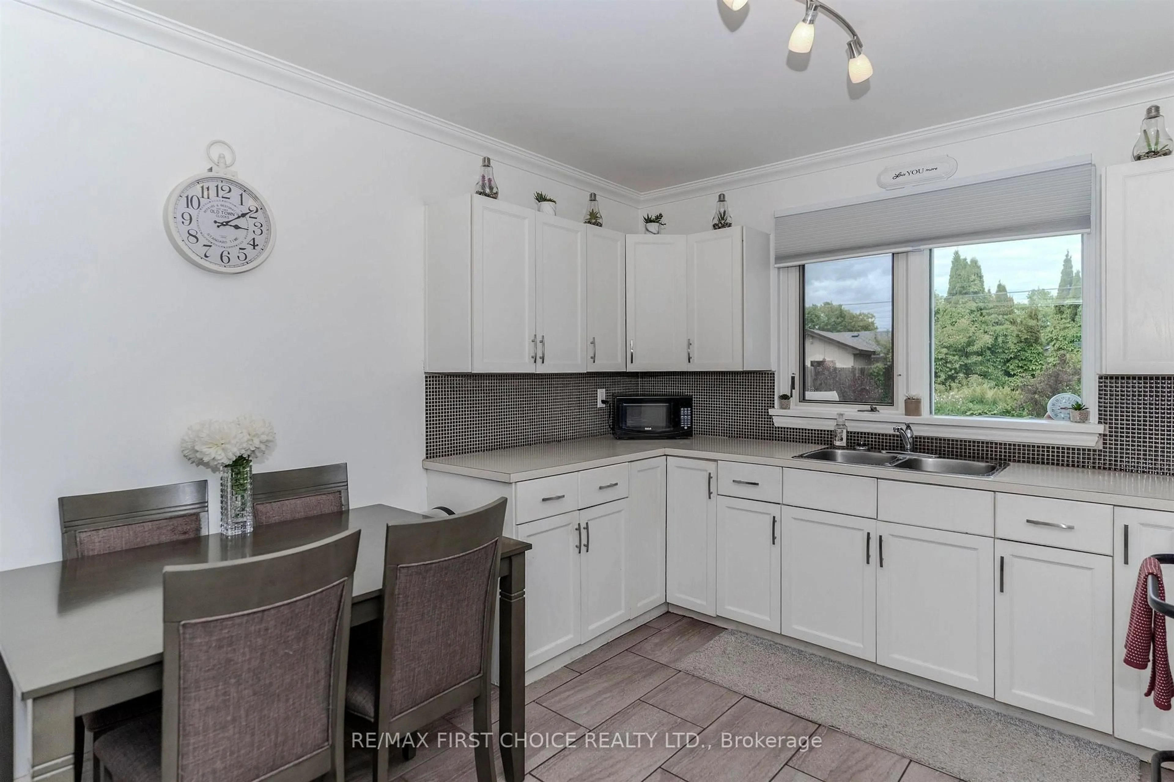 Open concept kitchen, ceramic/tile floor for 2645 Isabella St, Thunder Bay Ontario P7E 5C9