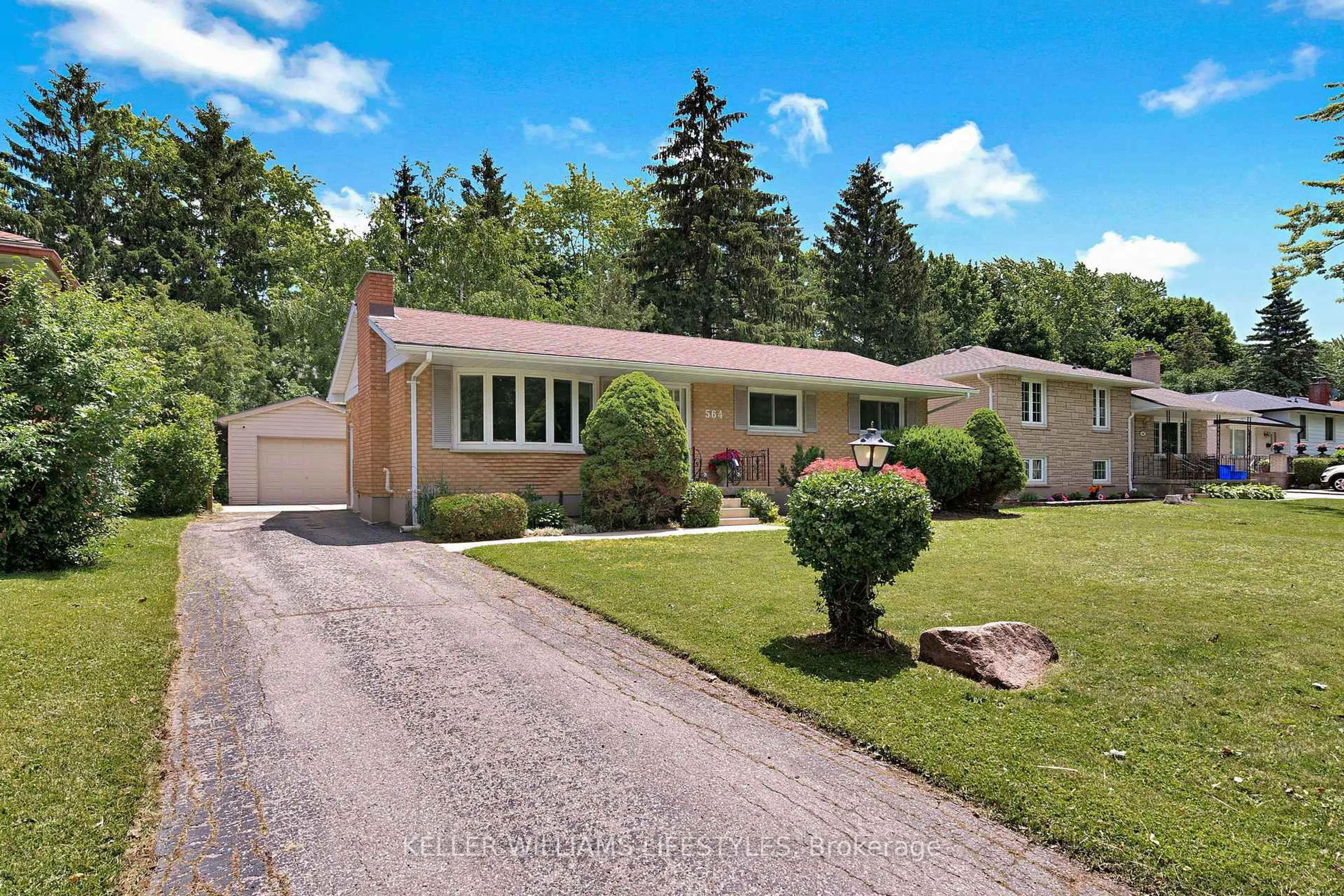 Unknown for 564 CHIDDINGTON Ave, London South Ontario N6C 2W5
