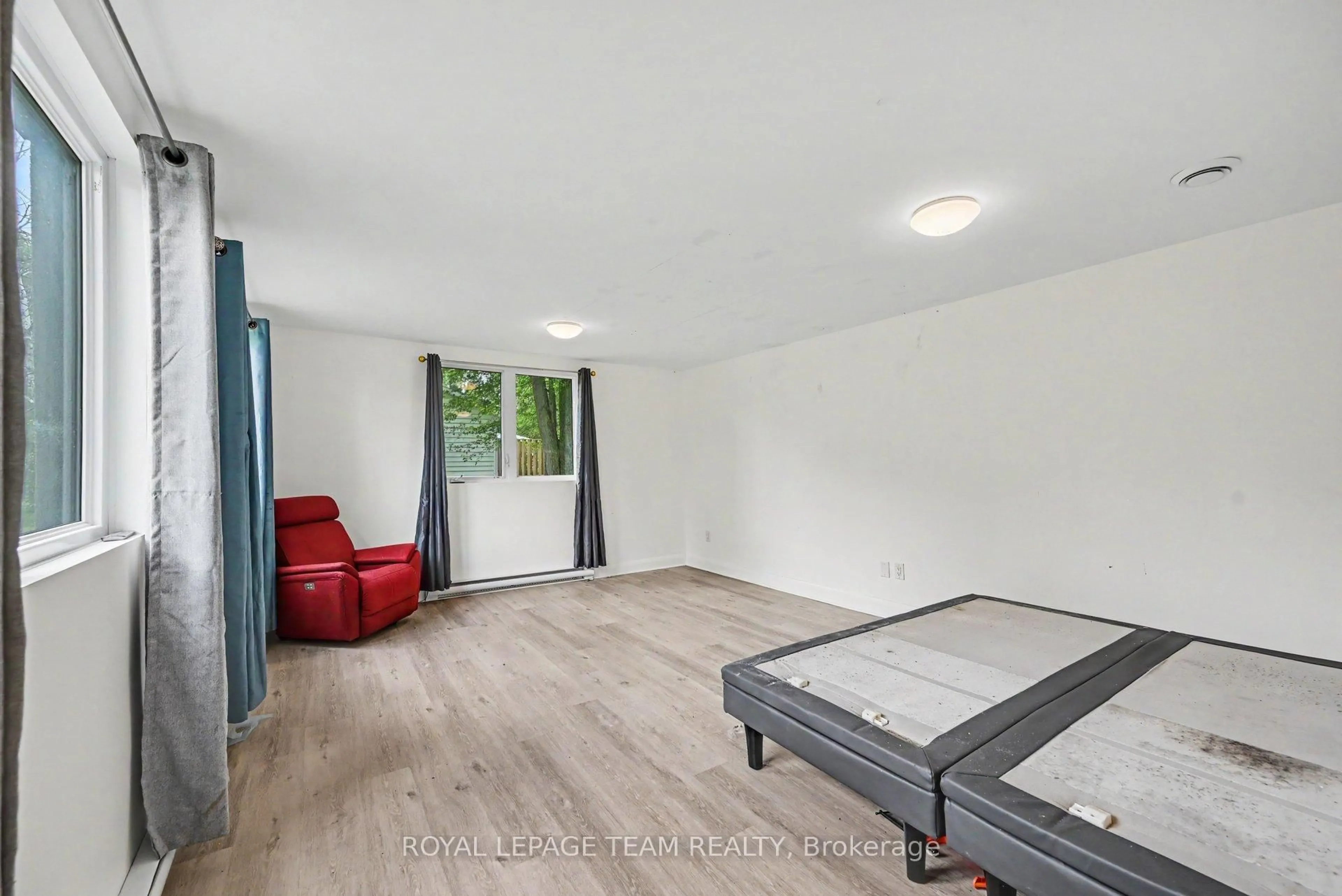 A pic of a room for 12284 County Road 18 Rd, South Dundas Ontario K0C 2H0