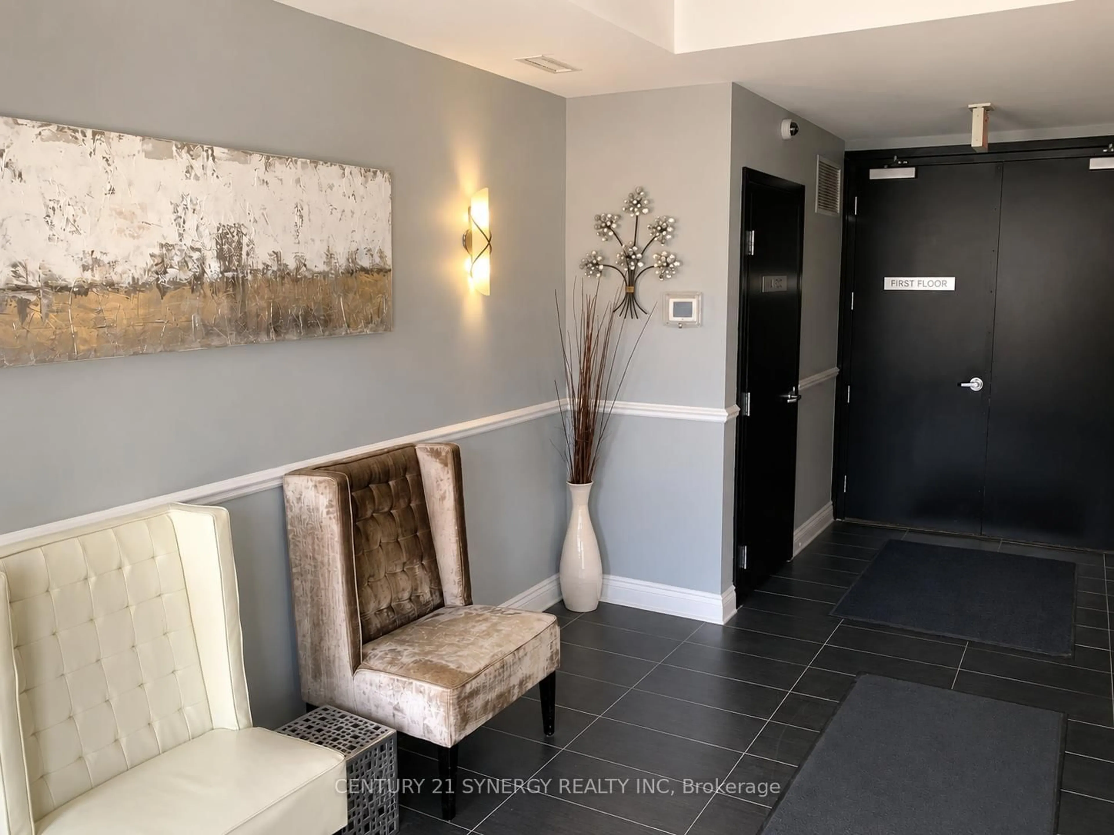 Unknown for 682 Churchill Ave #209, Ottawa Ontario K1Z 5G5