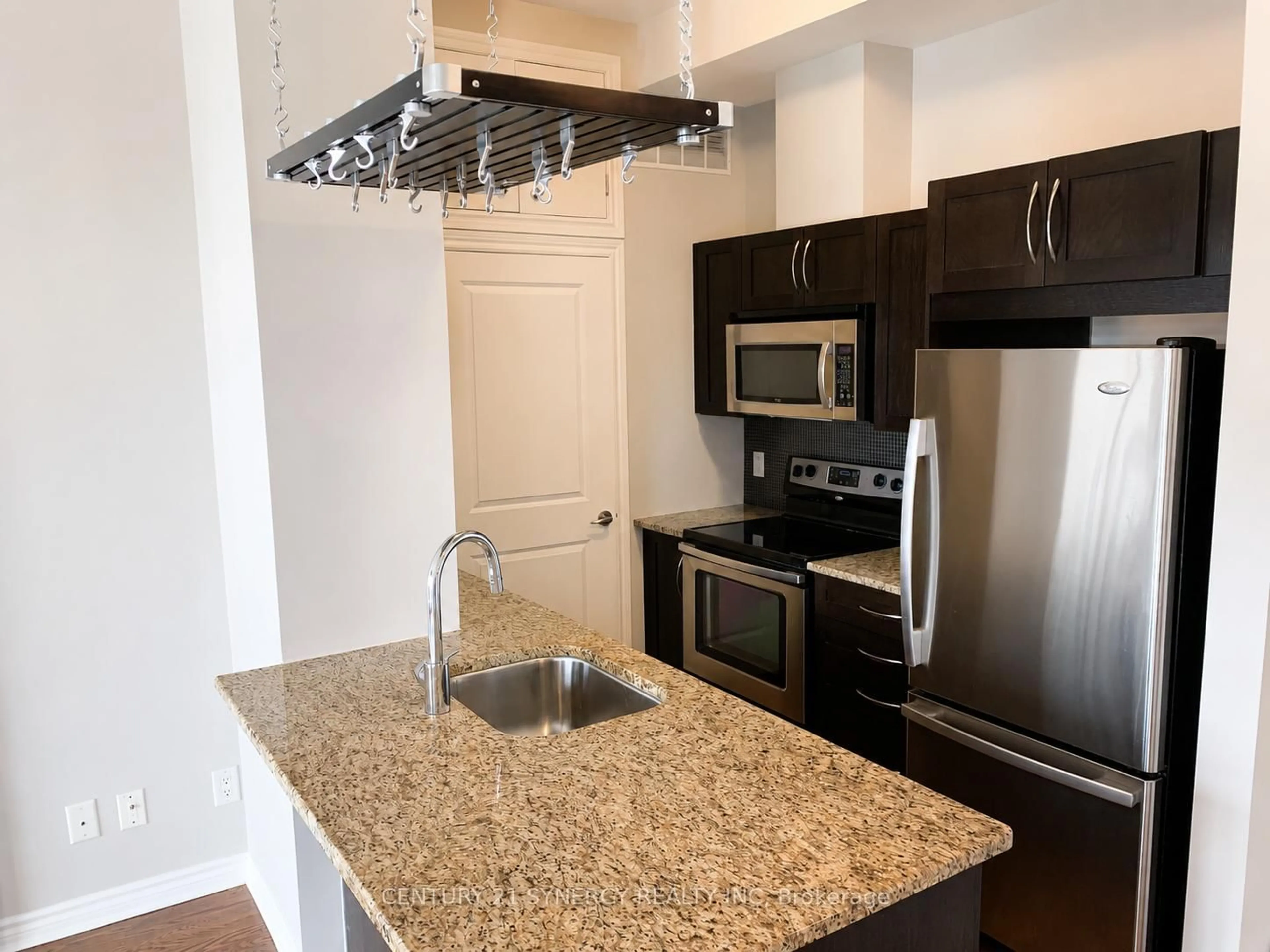 Standard kitchen, unknown for 682 Churchill Ave #209, Ottawa Ontario K1Z 5G5