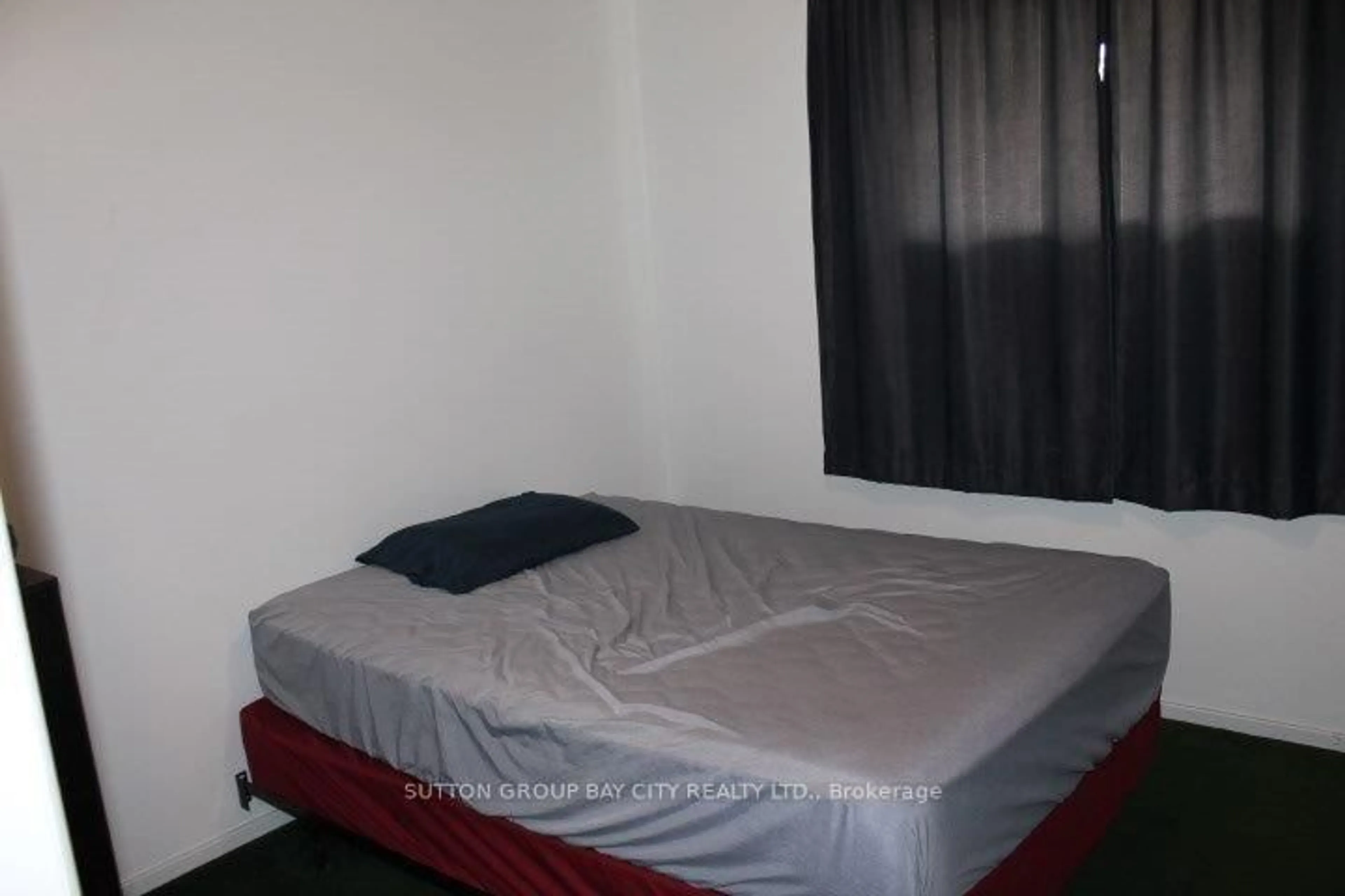A pic of a room for 2804 Churchill Dr, Thunder Bay Ontario P7A 1G7