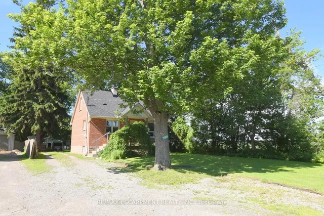 7381 Airport Rd, Hamilton 2