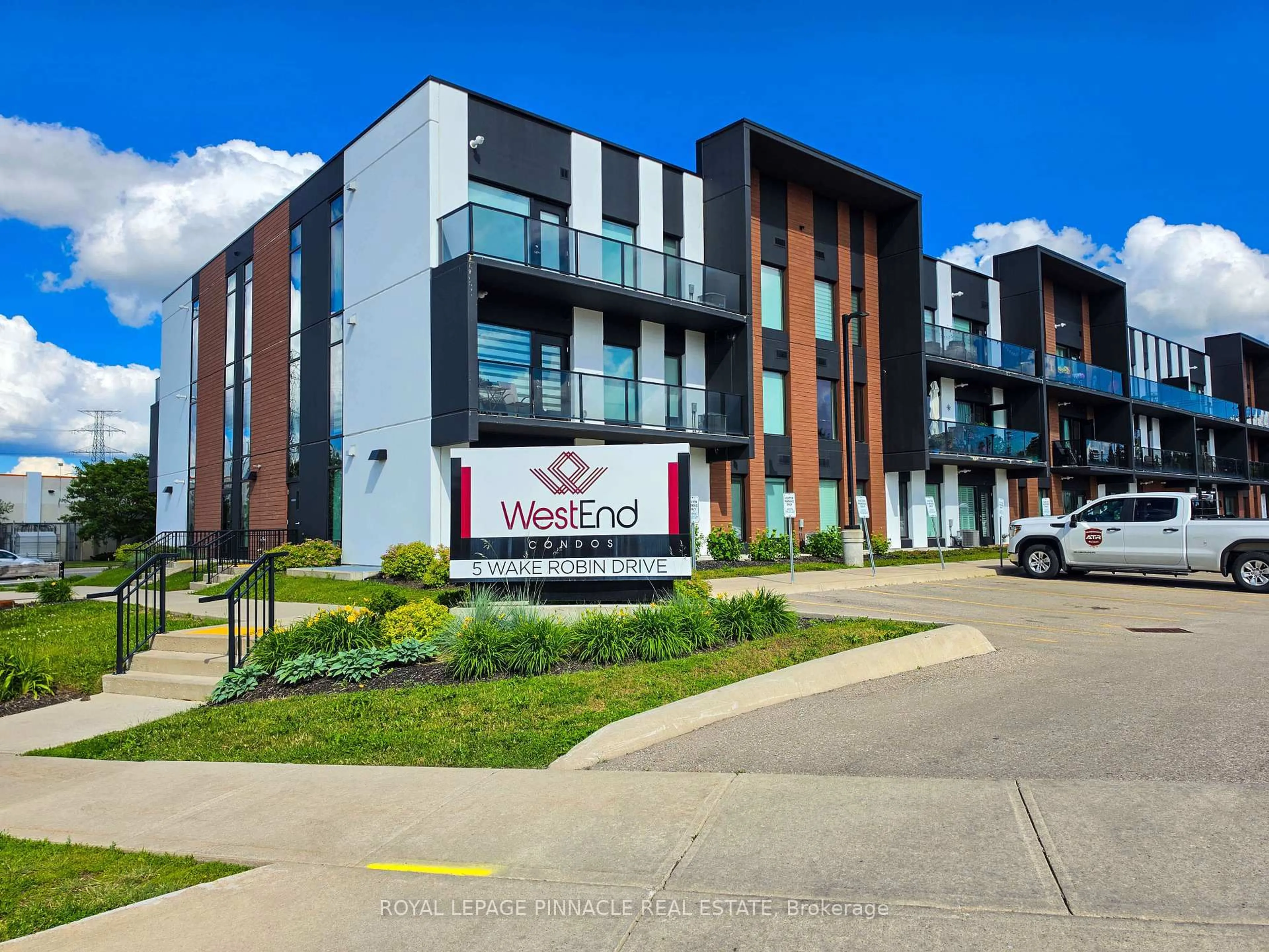 Unknown for 5 Wake Robin Dr #101, Kitchener Ontario N2E 0H6