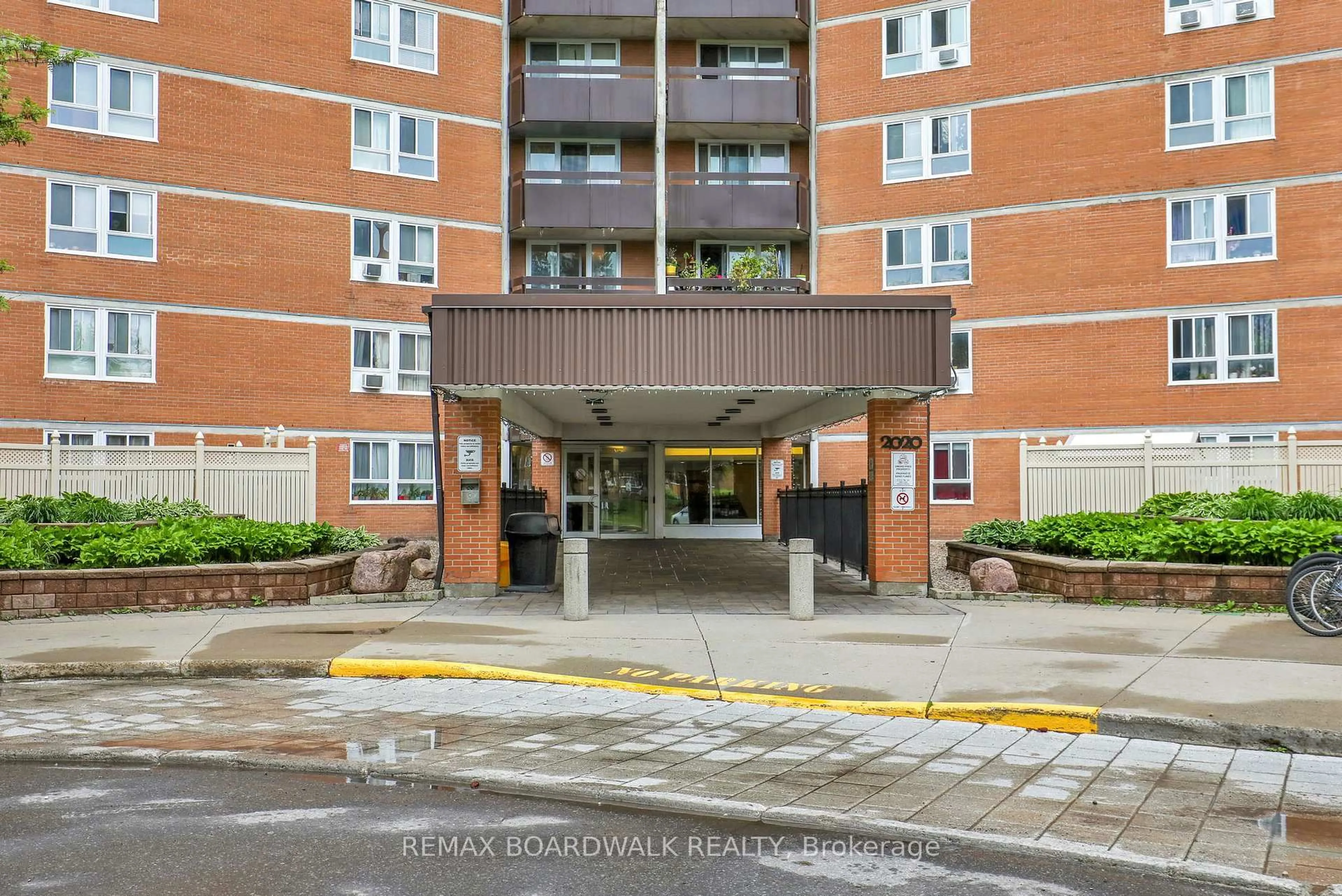 Unknown for 2020 Jasmine Cres #115, Ottawa Ontario K1J 8K5