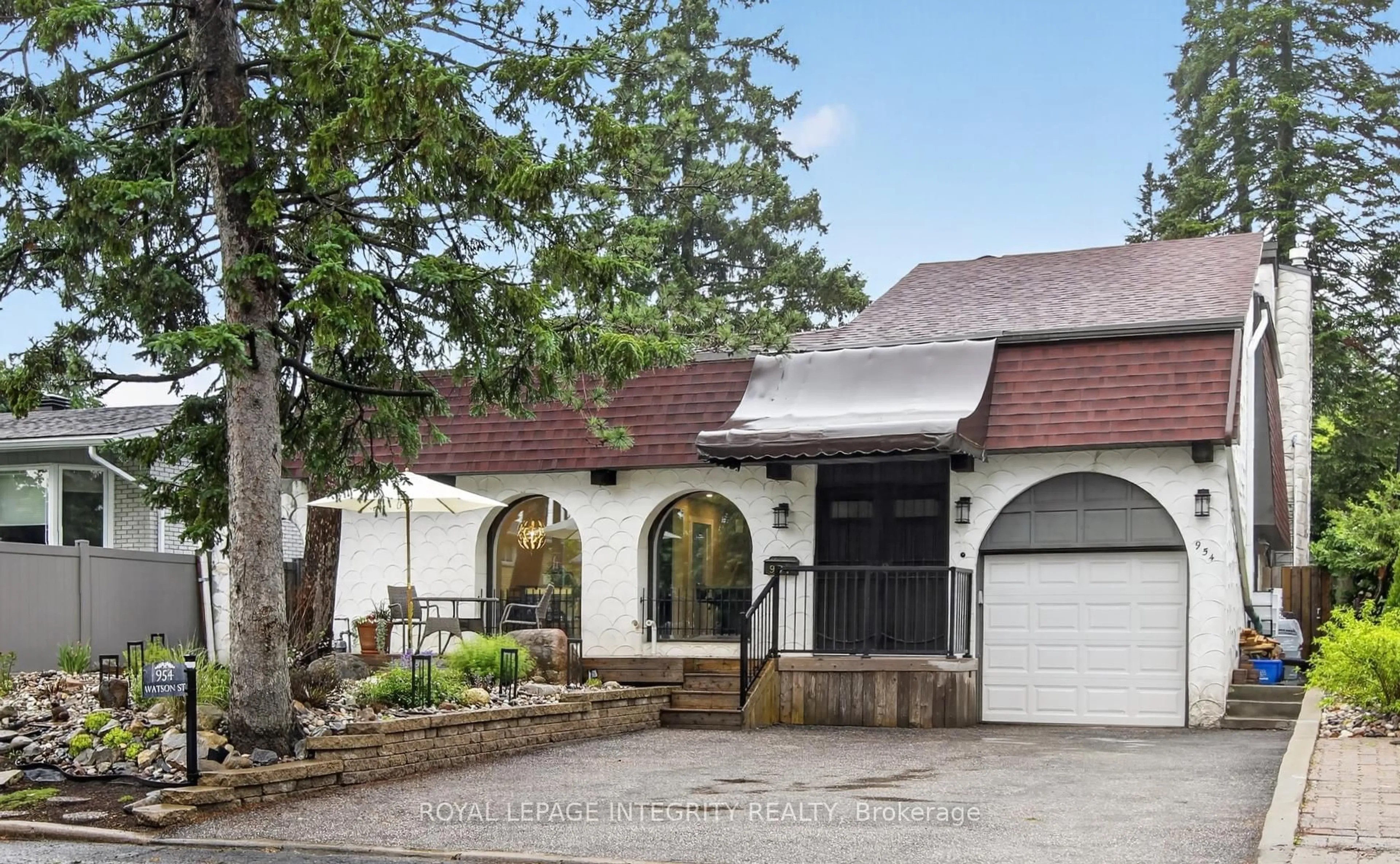 Unknown for 954 WATSON St, Ottawa Ontario K2B 6C2