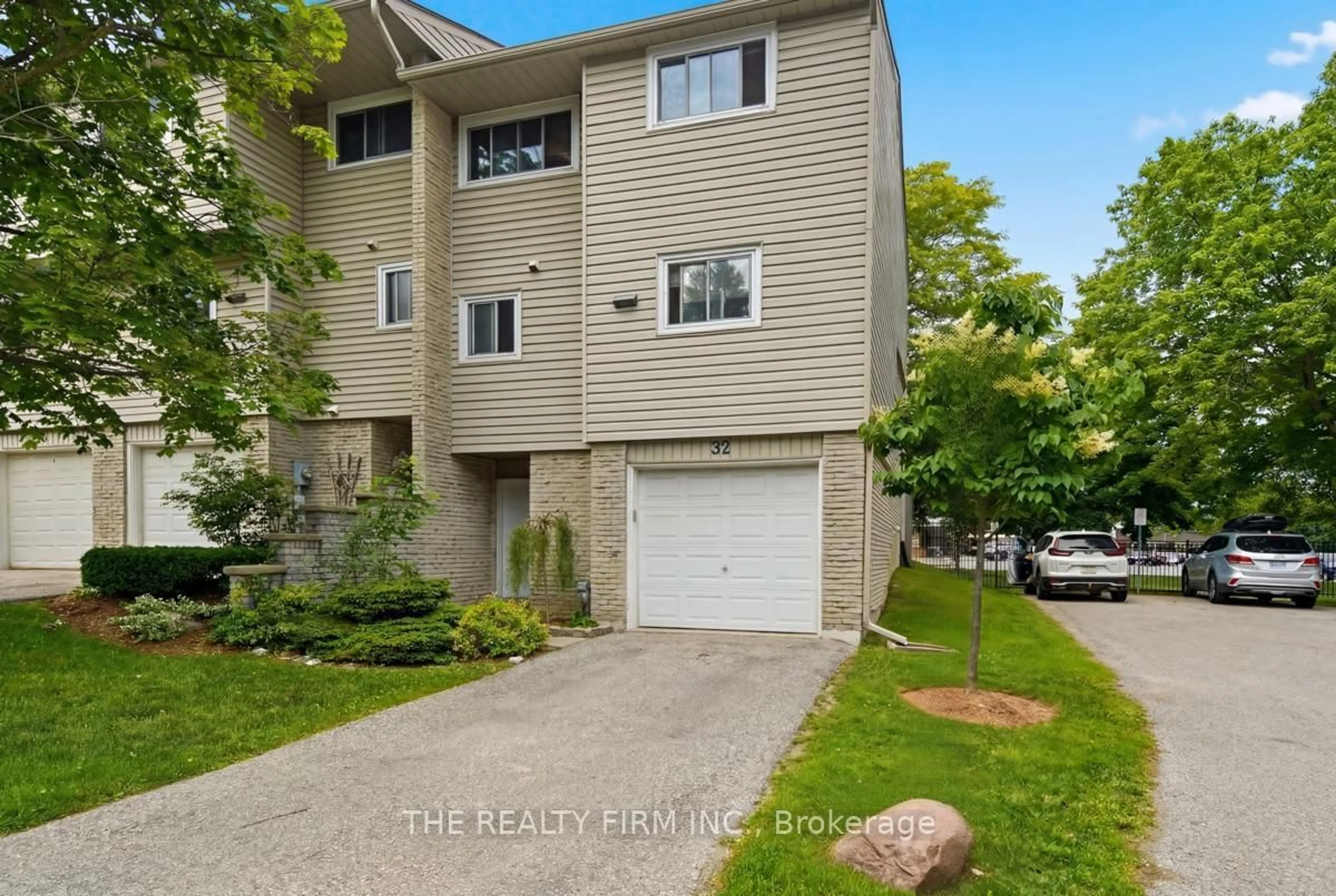 Unknown for 159 Sandringham Cres #32, London South Ontario N6C 5A9