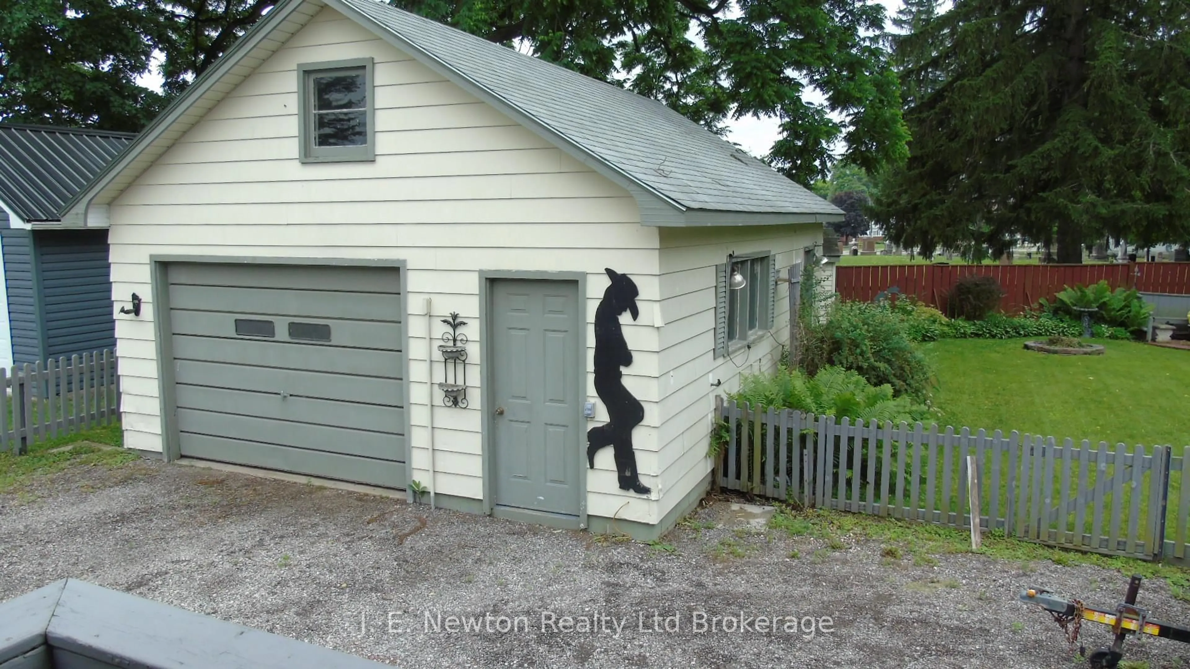 Unknown for 7 Adams St, Norfolk Ontario N0J 1E0