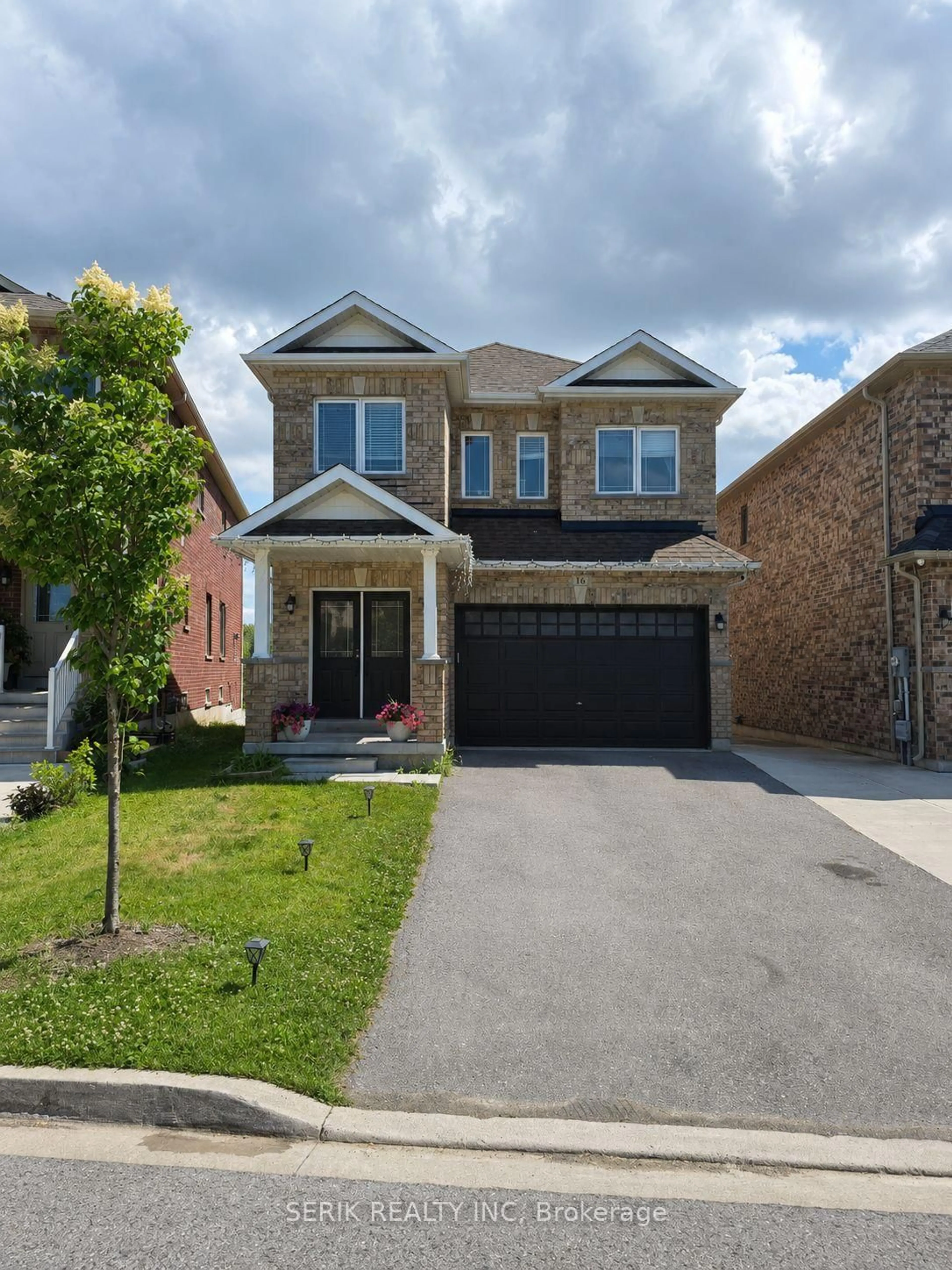 Home with brick exterior material, street for 16 Palace St, Thorold Ontario L2V 0J6
