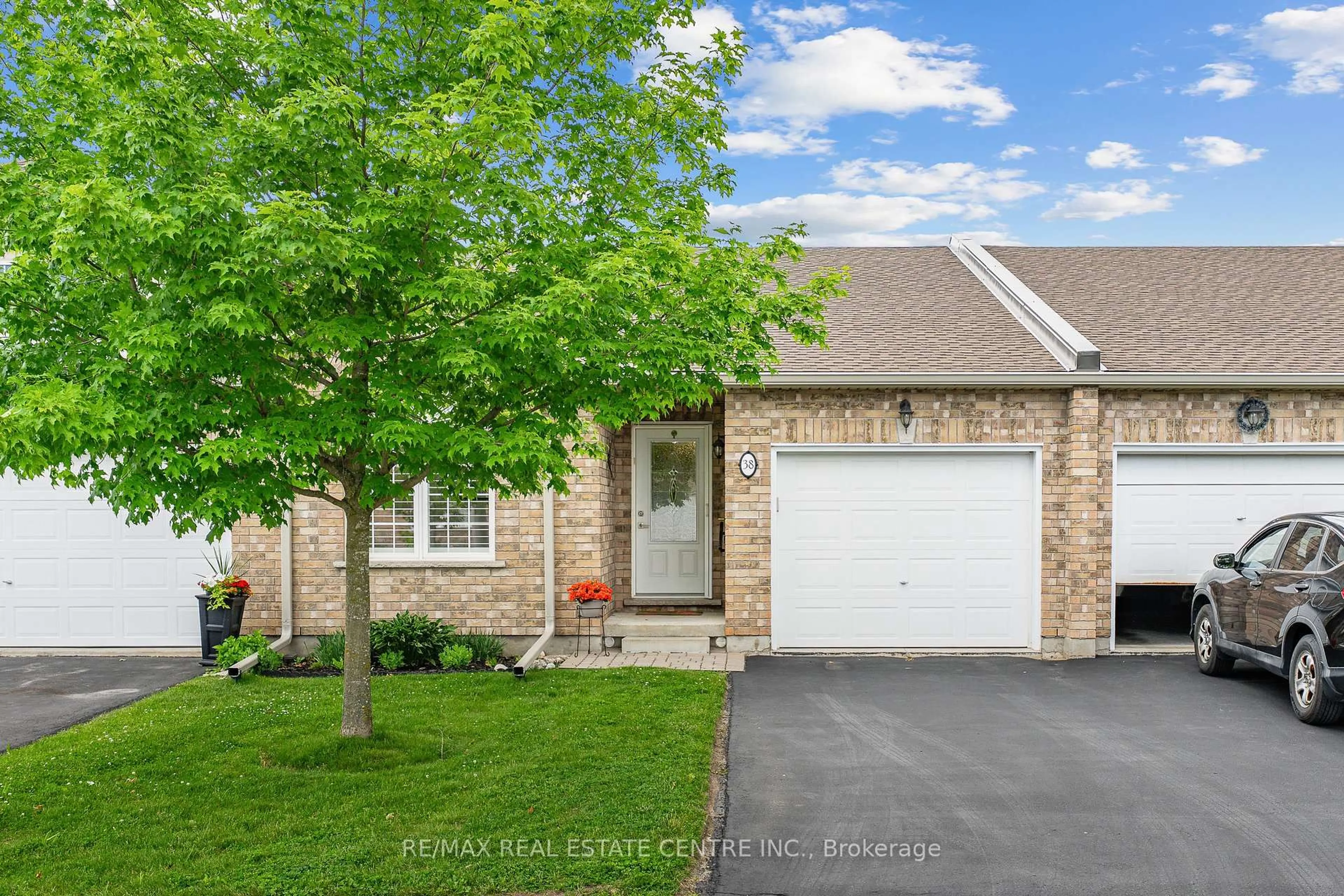 Unknown for 35 Green Gate Blvd #38, Cambridge Ontario N1T 0A3