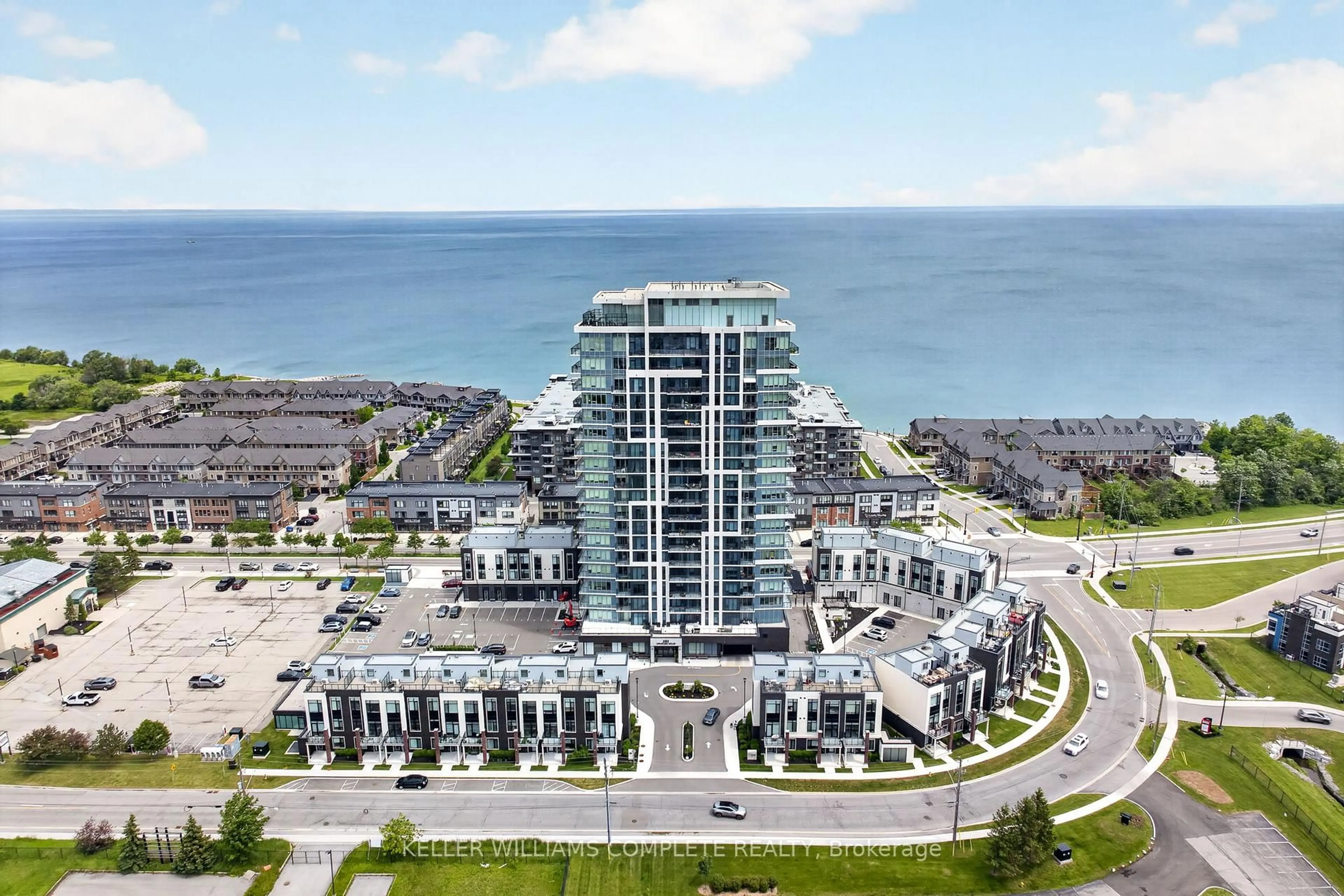 A pic from outside/outdoor area/front of a property/back of a property/a pic from drone, water/lake/river/ocean view for 385 Winston Rd #Unit 501, Grimsby Ontario L3M 4E8