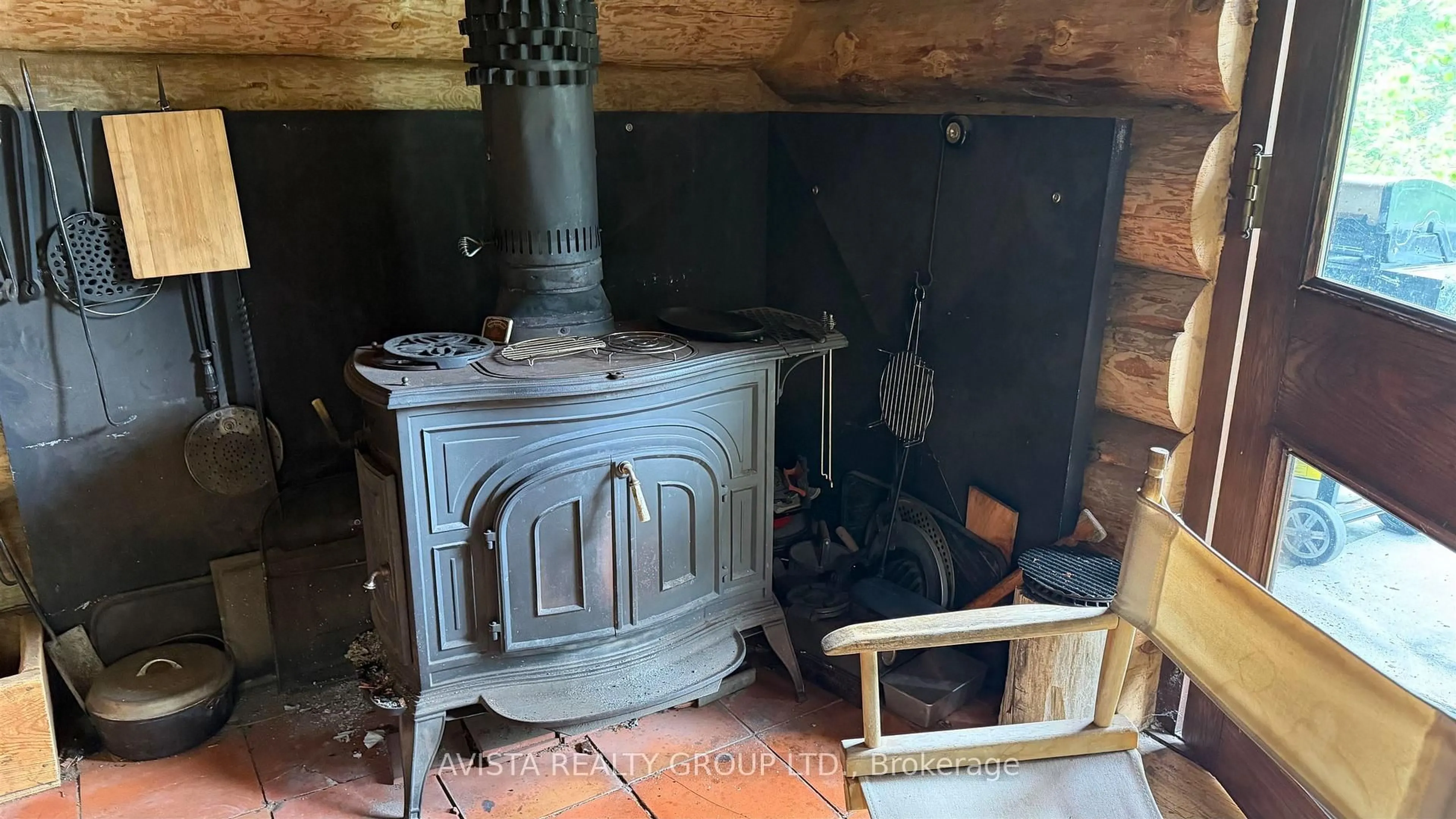 A pic of a room for 3501 Hwy 595, Neebing Ontario P7L 0G6