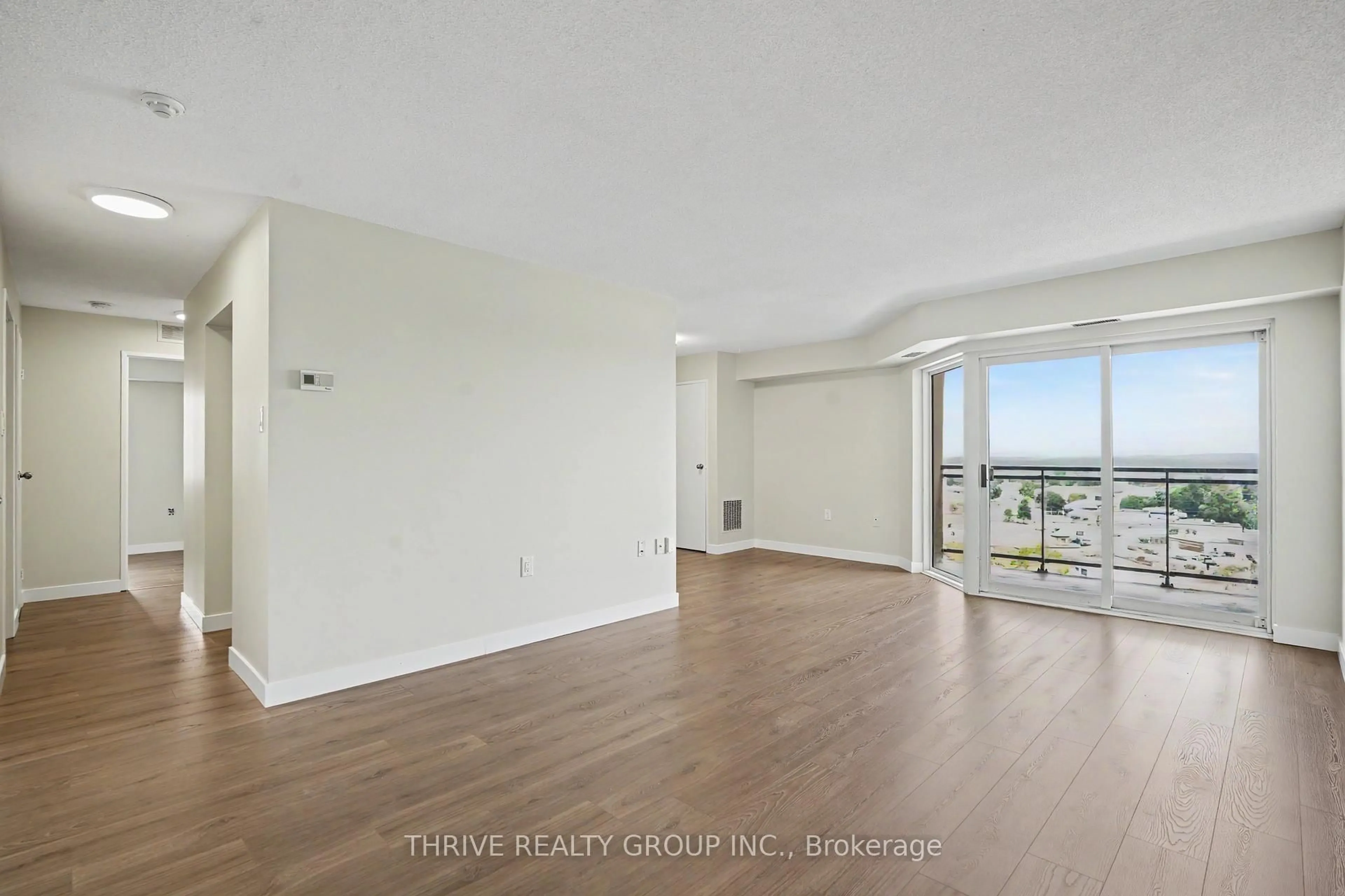 A pic of a room for 860 Commissioners Rd #1403, London South Ontario N6C 5Y8