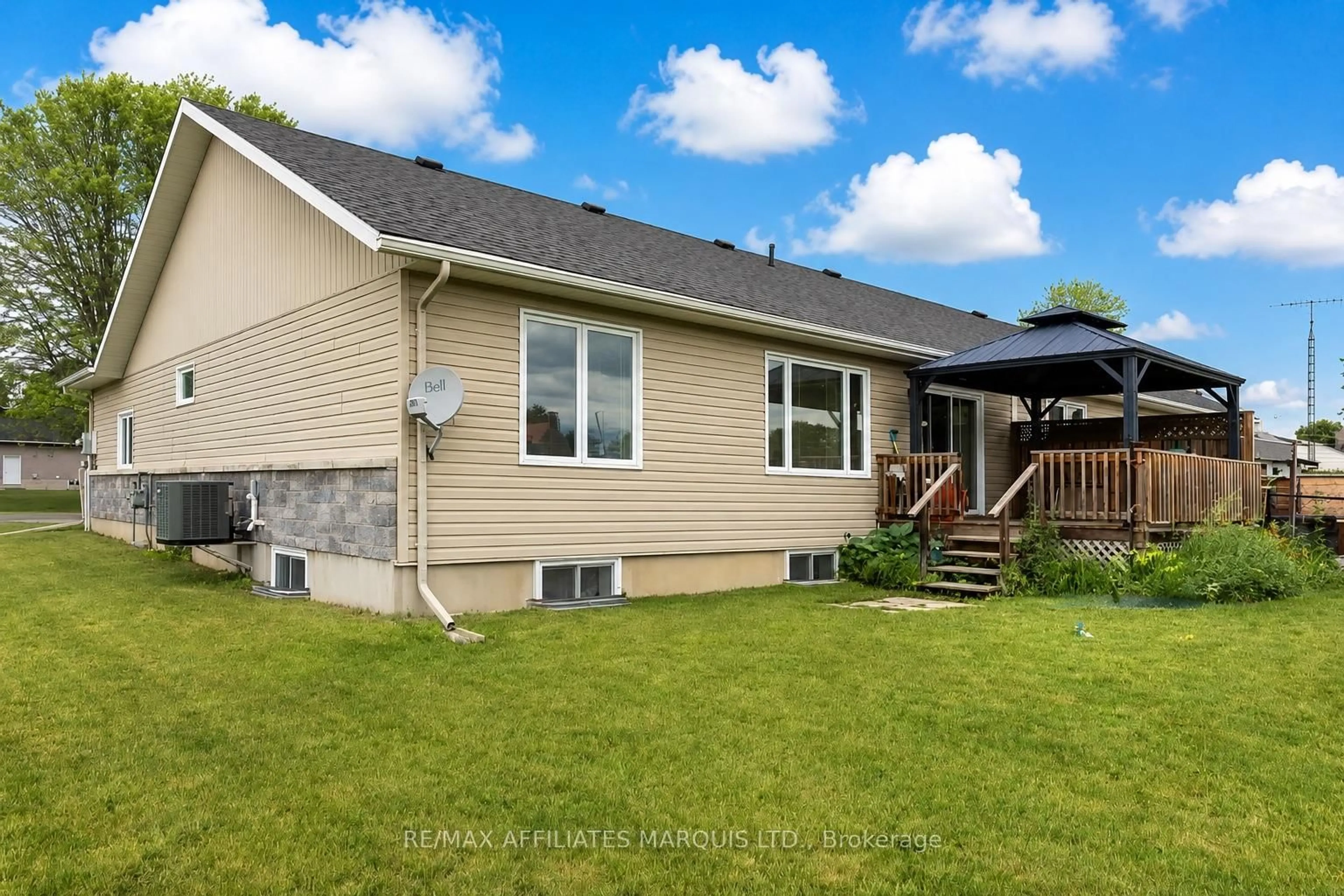 Home with vinyl exterior material, street for 23B Caldwell Dr, South Dundas Ontario K0E 1K0