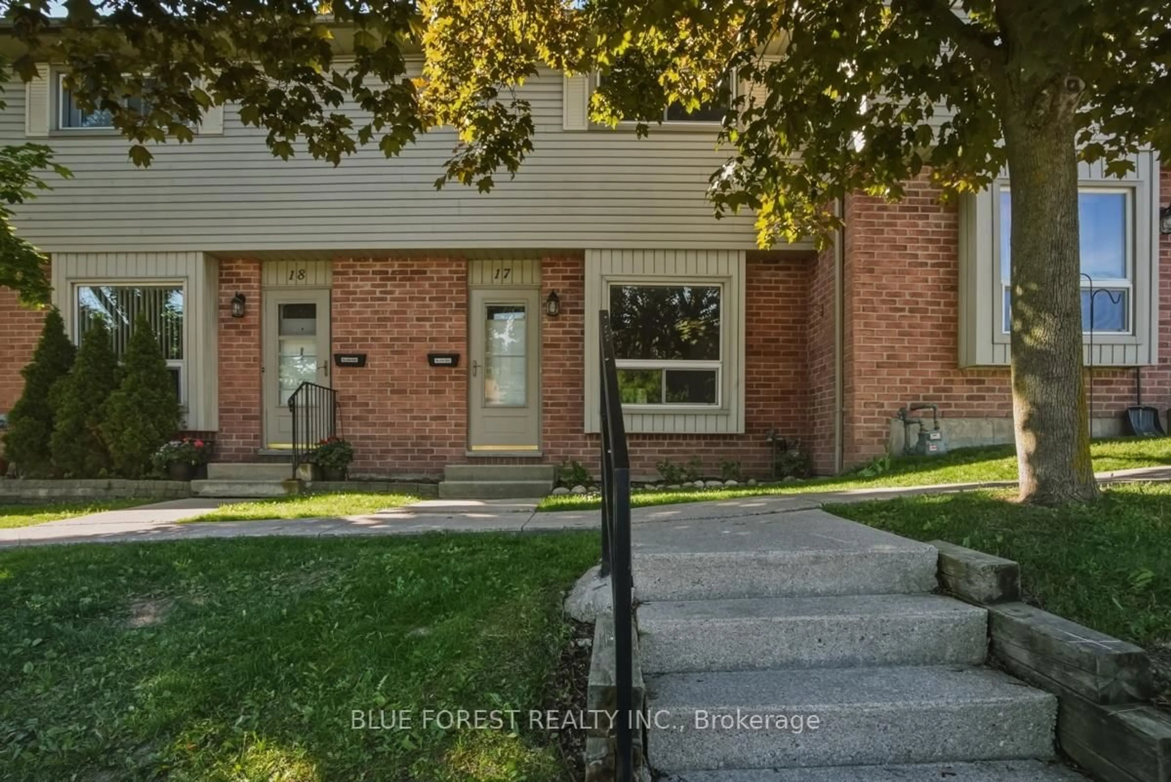 Home with brick exterior material, street for 226 Highview Ave #17, London South Ontario N6J 4K1