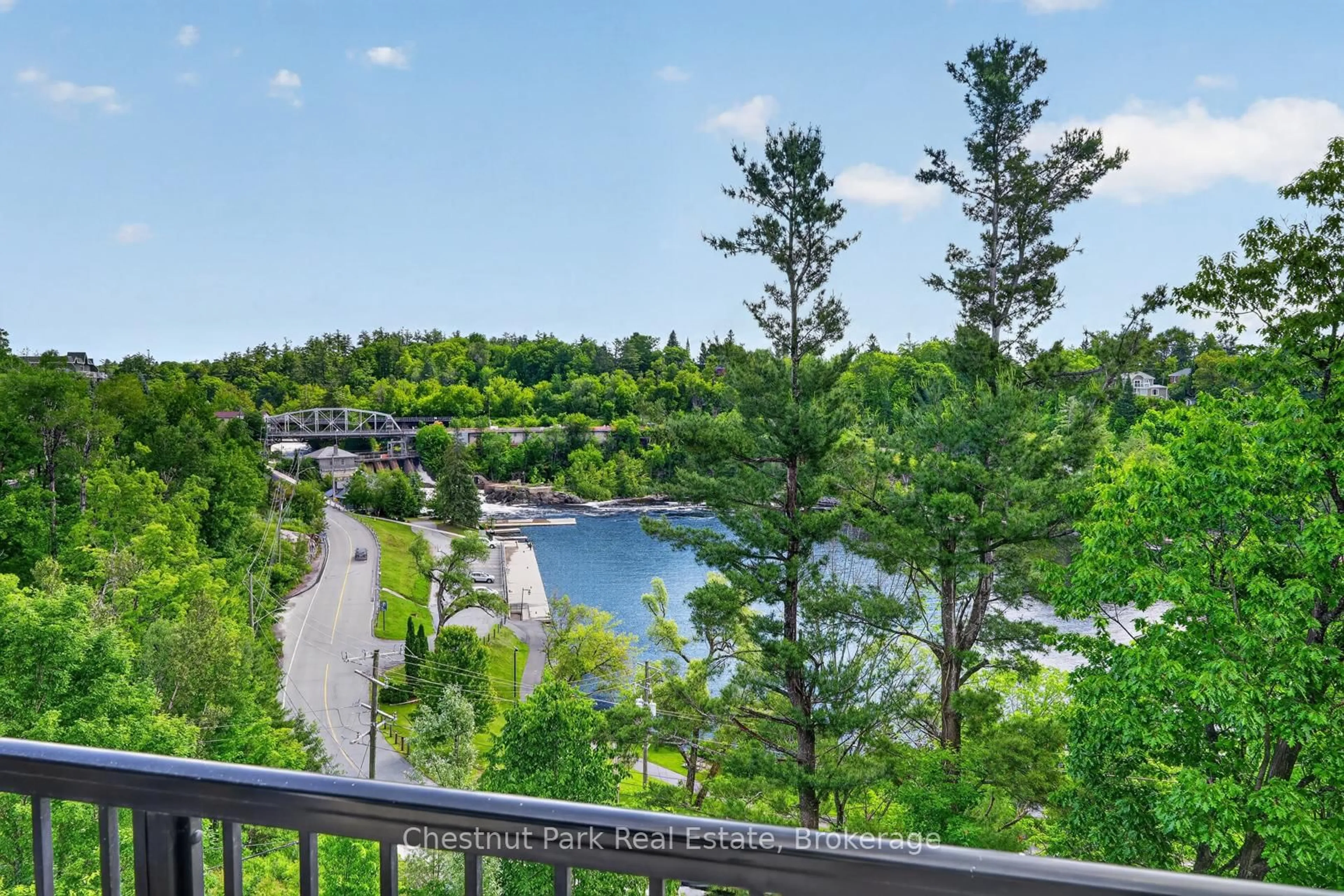 Patio, water/lake/river/ocean view for 10A Kimberley Ave #303, Bracebridge Ontario P1L 0A4