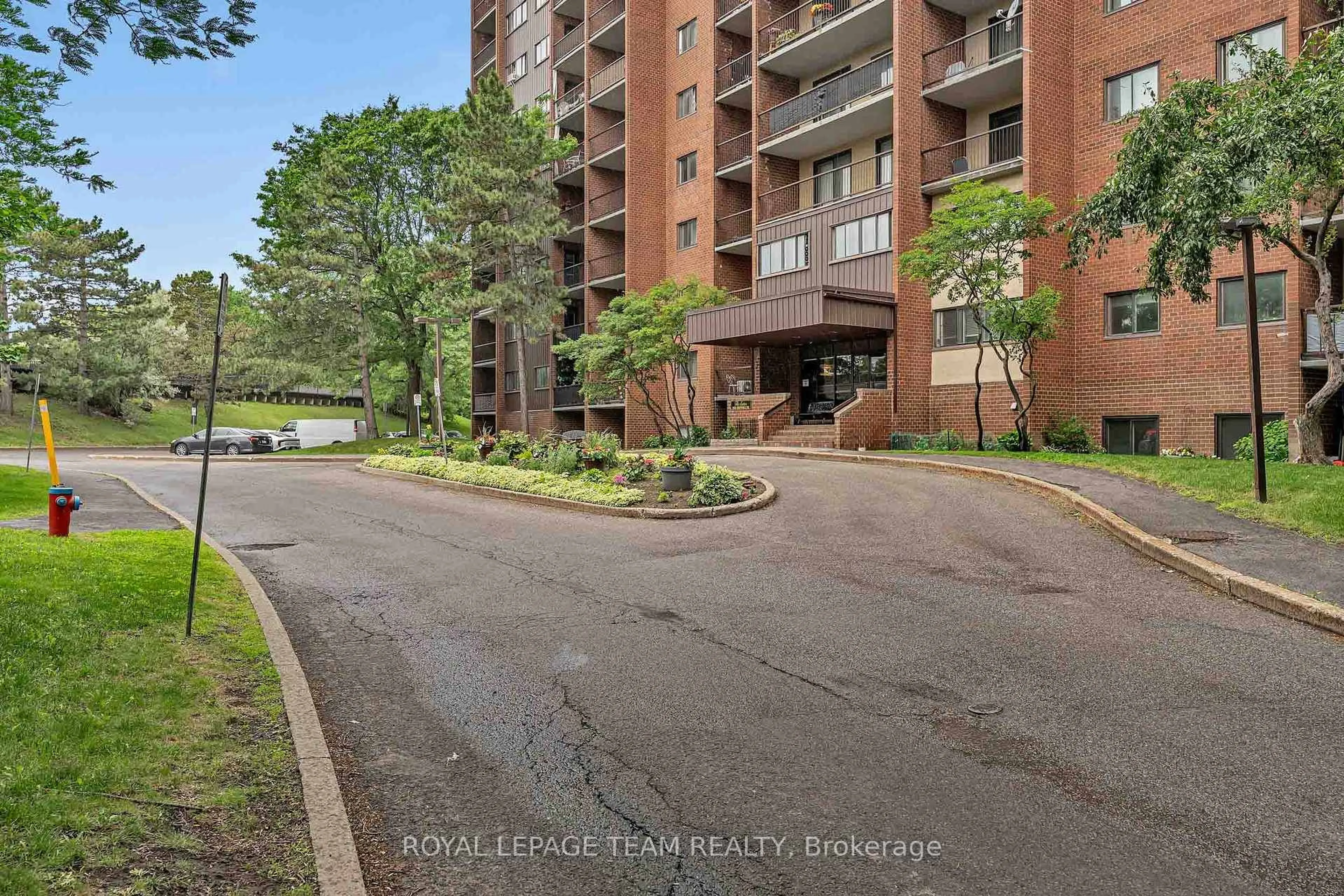 A pic from outside/outdoor area/front of a property/back of a property/a pic from drone, water/lake/river/ocean view for 2630 Southvale Cres #214, Ottawa Ontario K1B 4S8