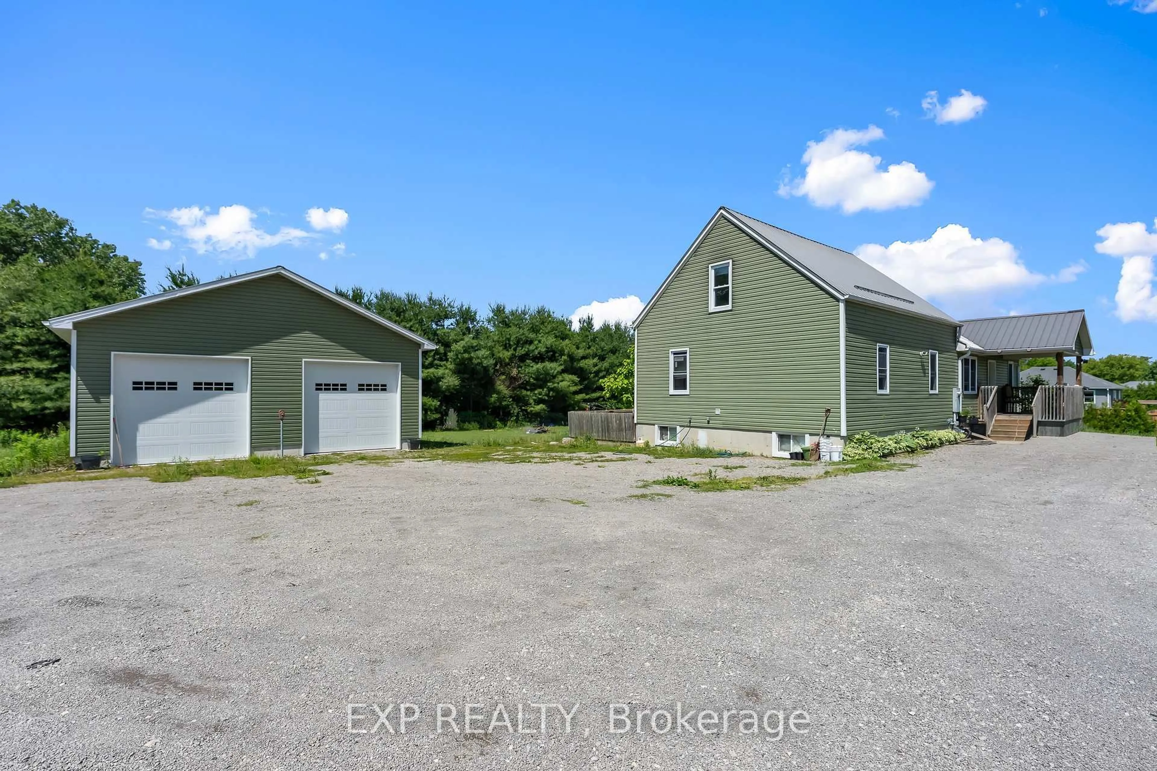 A pic from outside/outdoor area/front of a property/back of a property/a pic from drone, building for 2073 MAIN St, Norfolk Ontario N0E 1X0