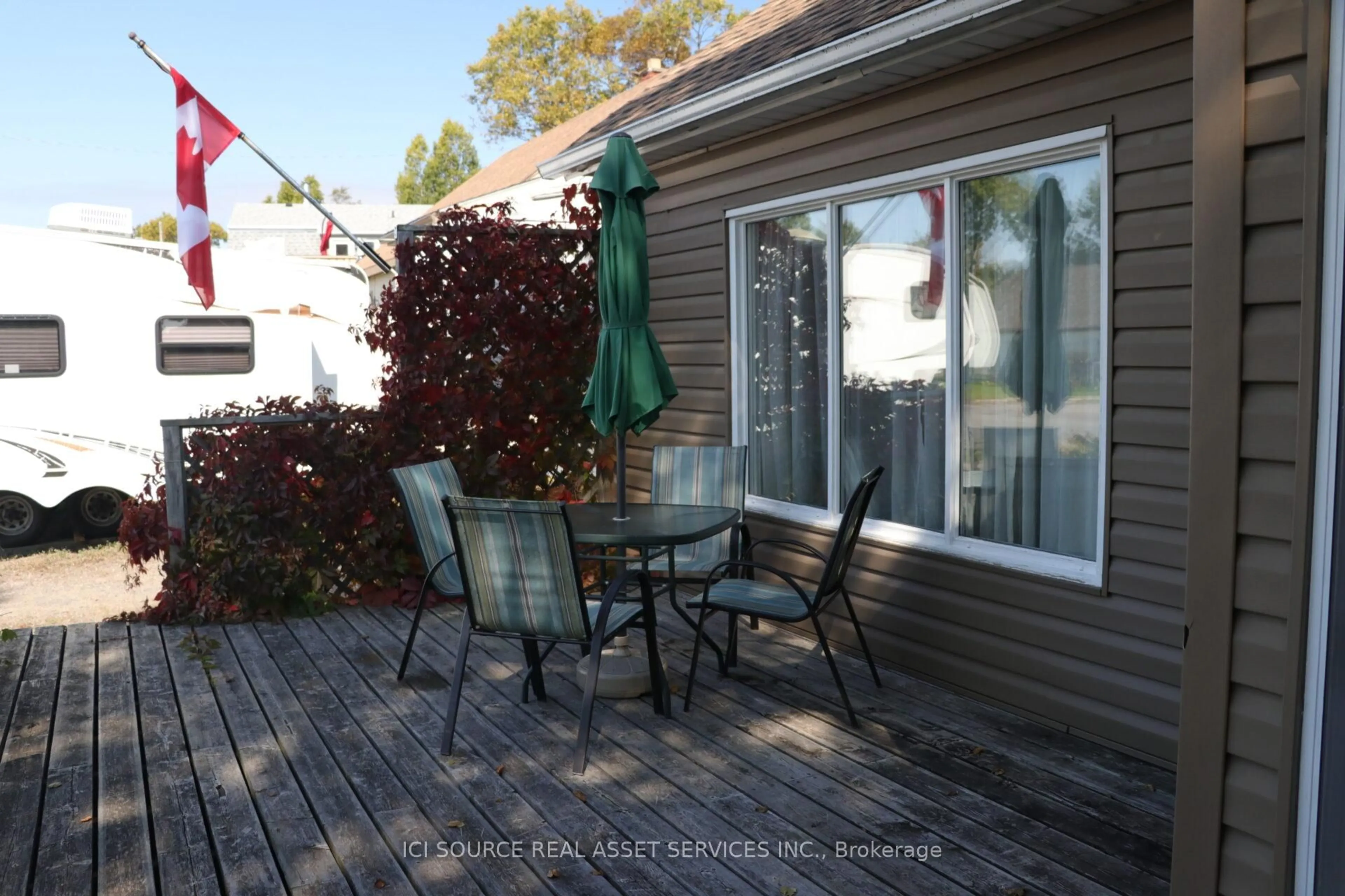 Patio, water/lake/river/ocean view for 27 Superior Ave, Terrace Bay Ontario P0T 2W0