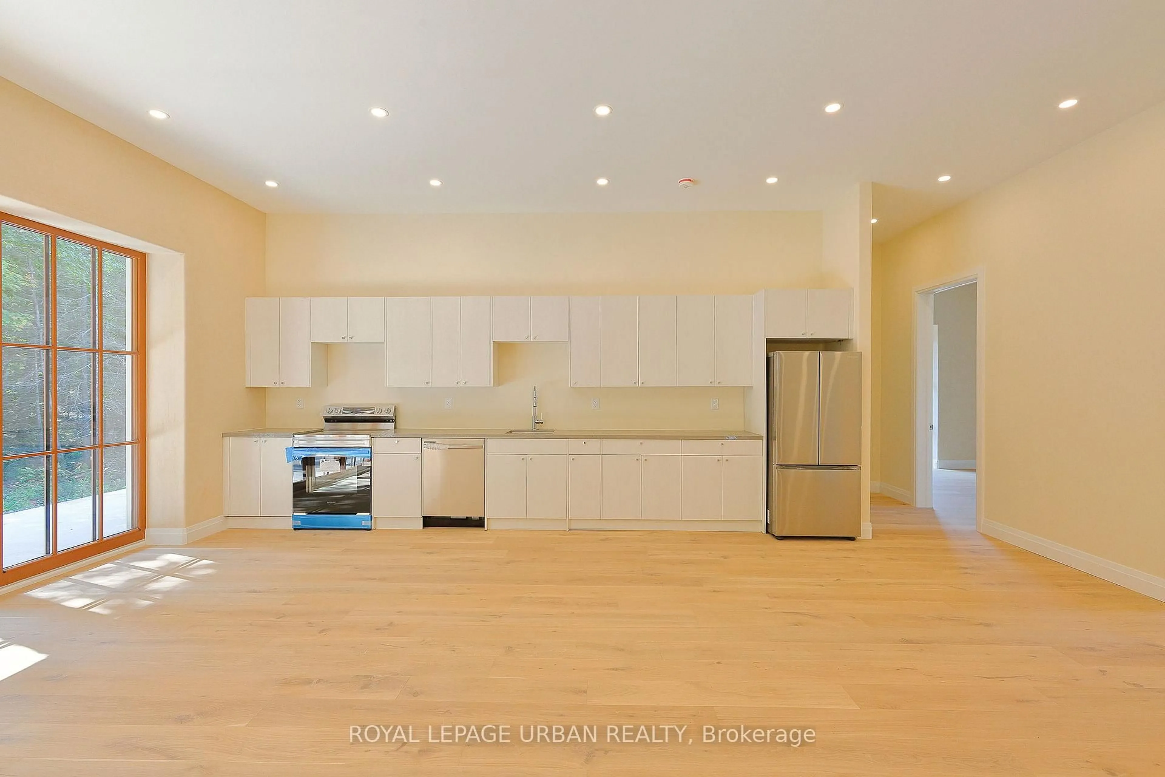 Open concept kitchen, unknown for 800 Rye Rd, South River Ontario P0A 1Z0