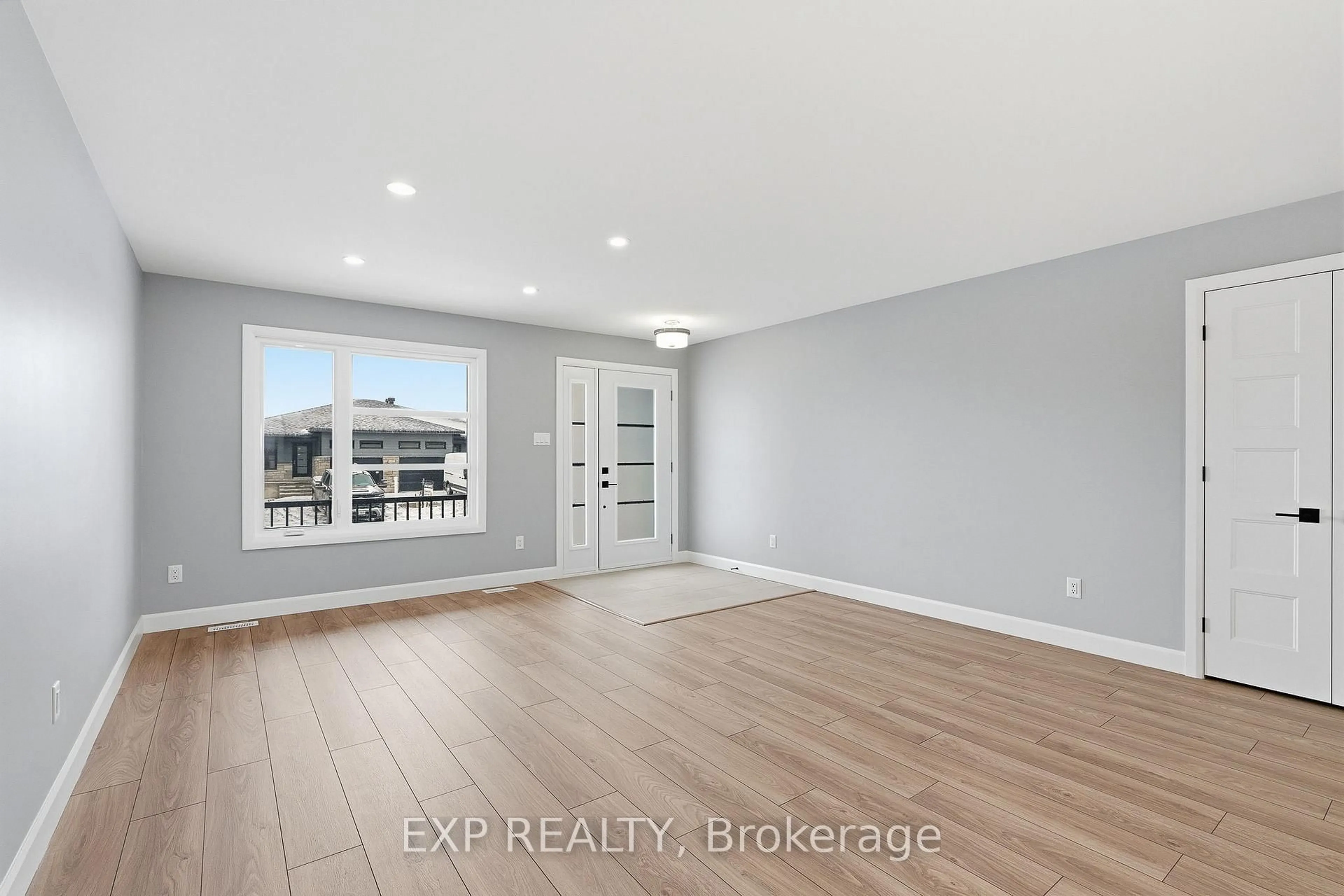 A pic of a room for 988 Katia St, The Nation Ontario K0A 2M0