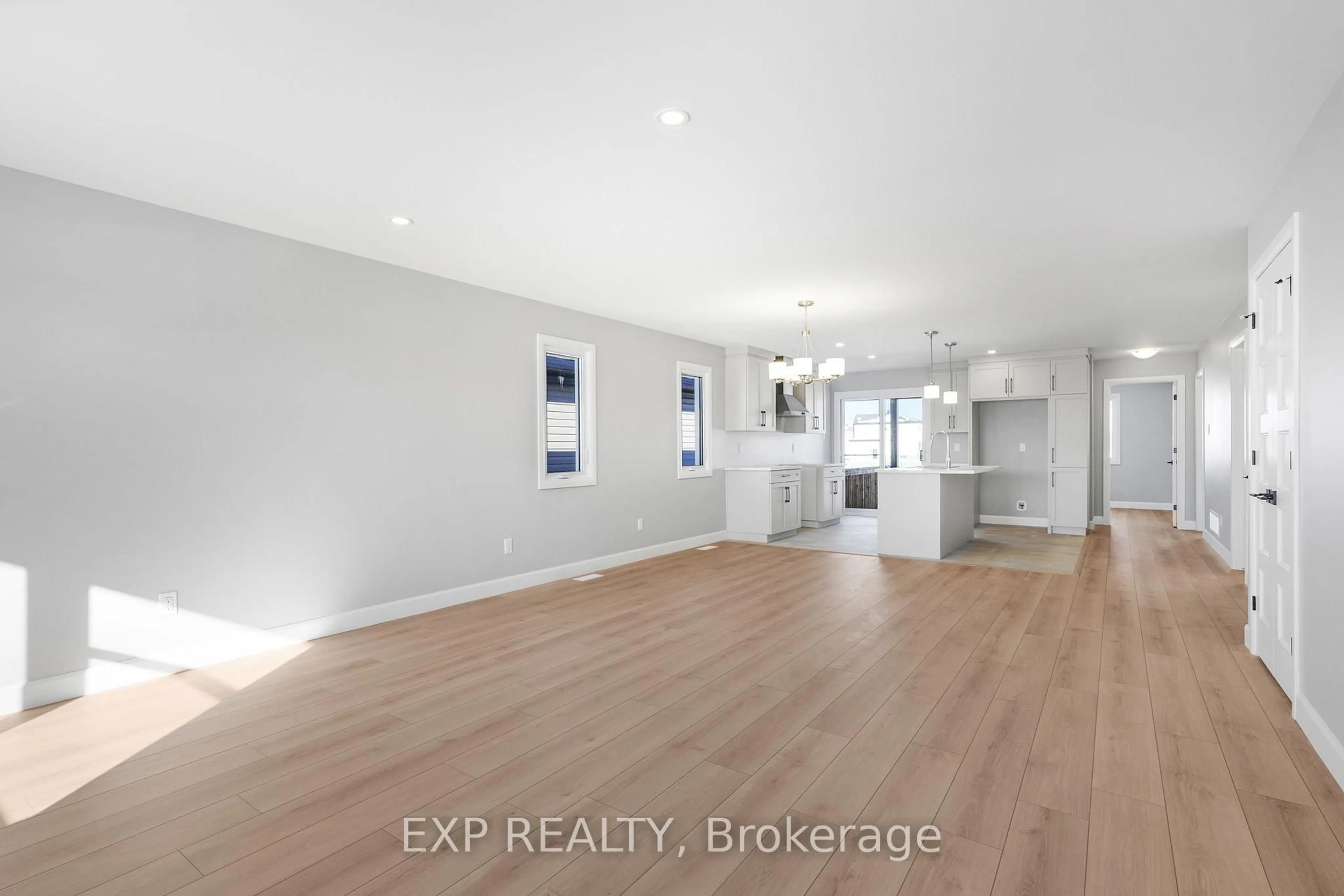 A pic of a room for 990 Katia St, The Nation Ontario K0A 2M0
