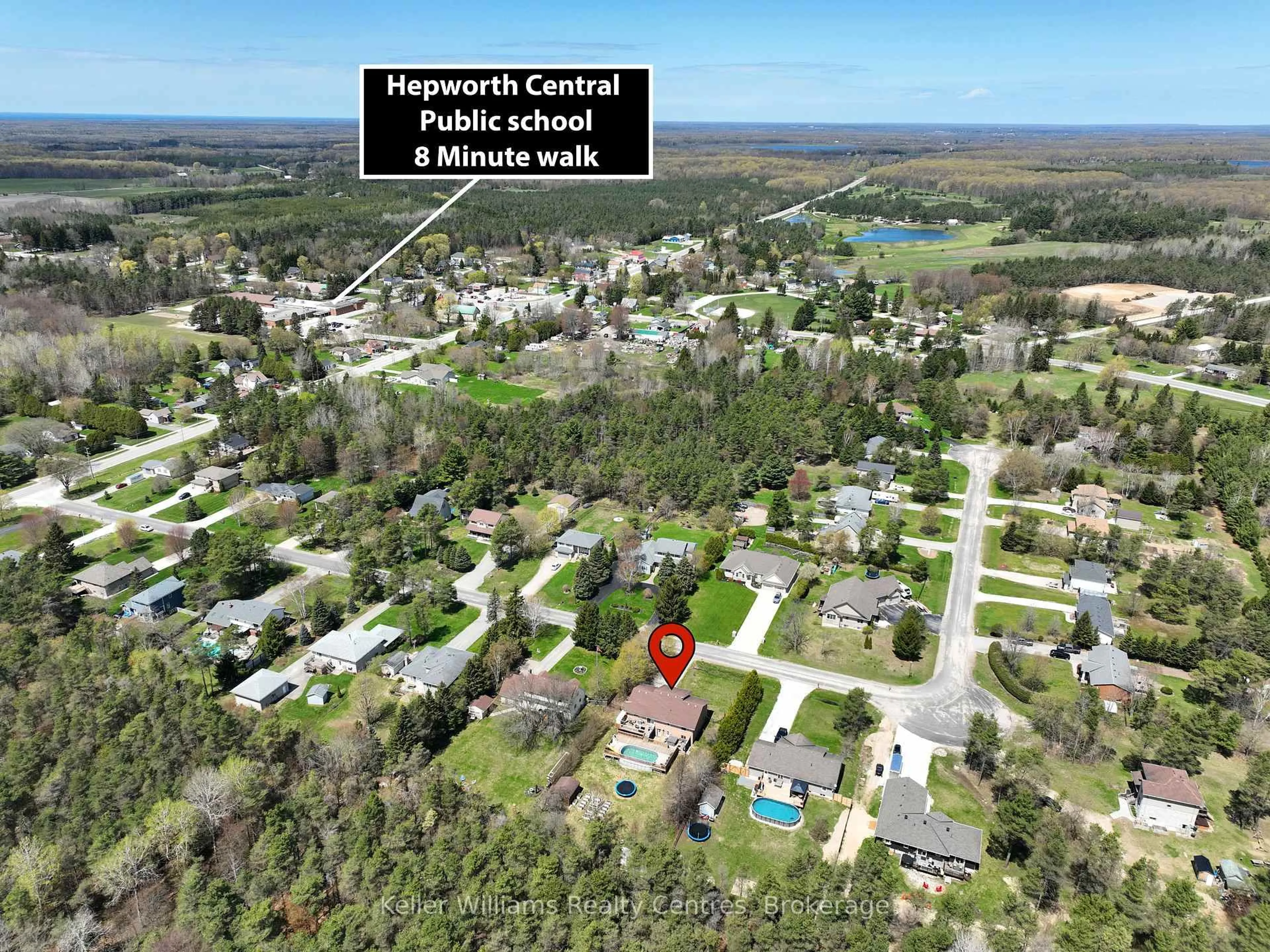 A pic from outside/outdoor area/front of a property/back of a property/a pic from drone, street for 27 Pine Tree Dr, South Bruce Peninsula Ontario N0H 1P0
