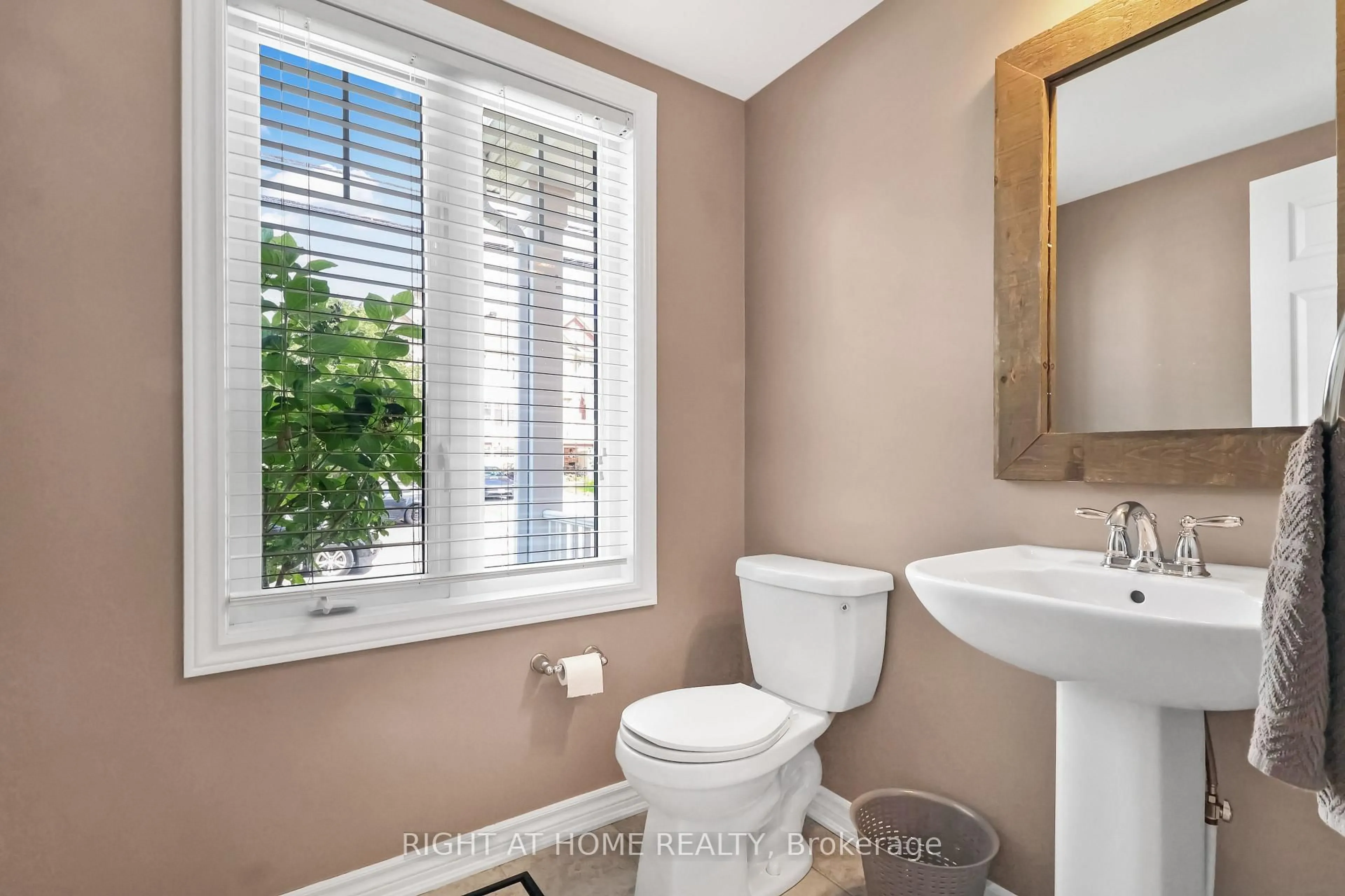 Standard bathroom, ceramic/tile floor for 1896 MAPLE GROVE Rd, Ottawa Ontario K2S 0W6