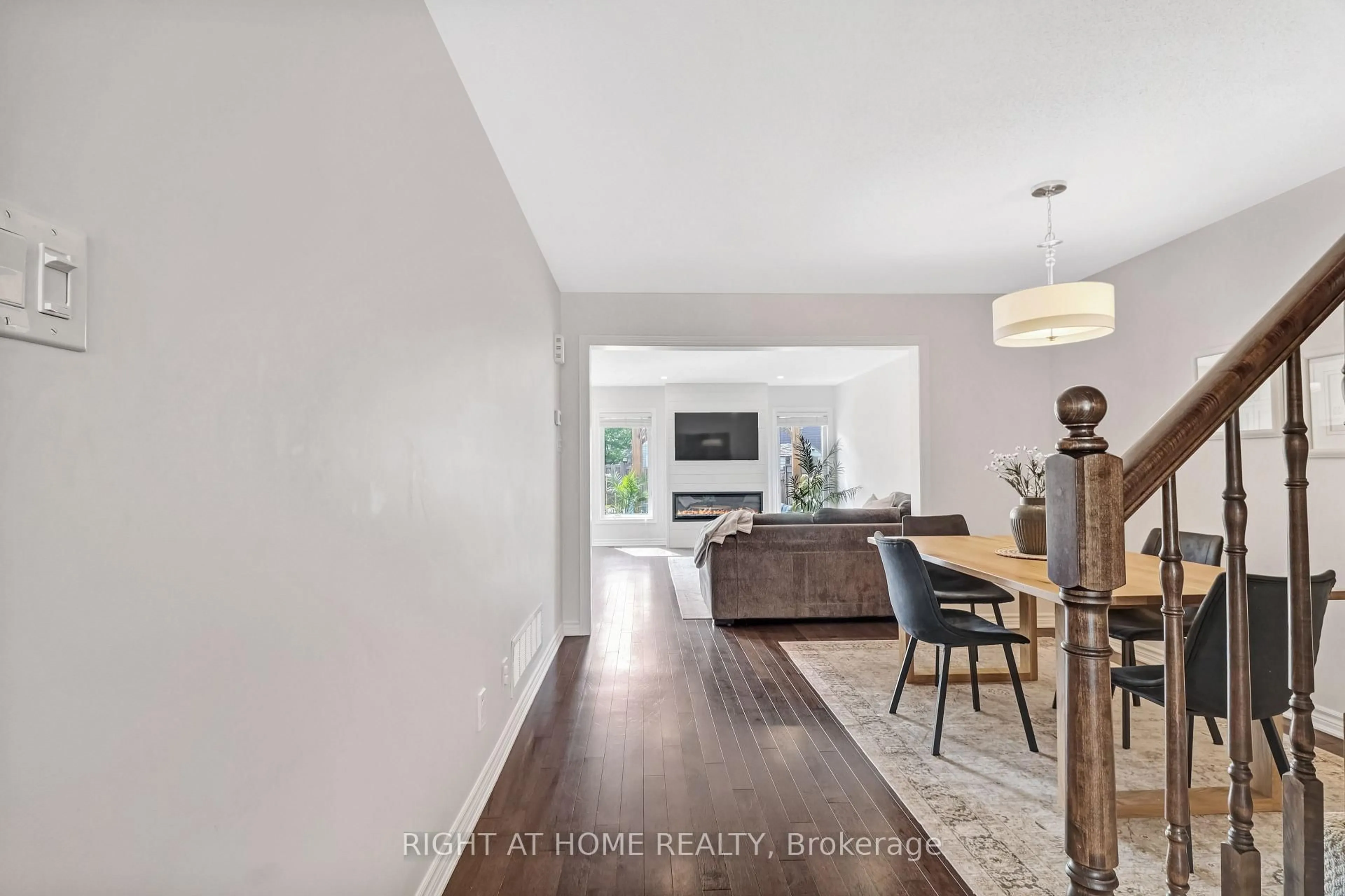 Unknown for 1896 MAPLE GROVE Rd, Ottawa Ontario K2S 0W6