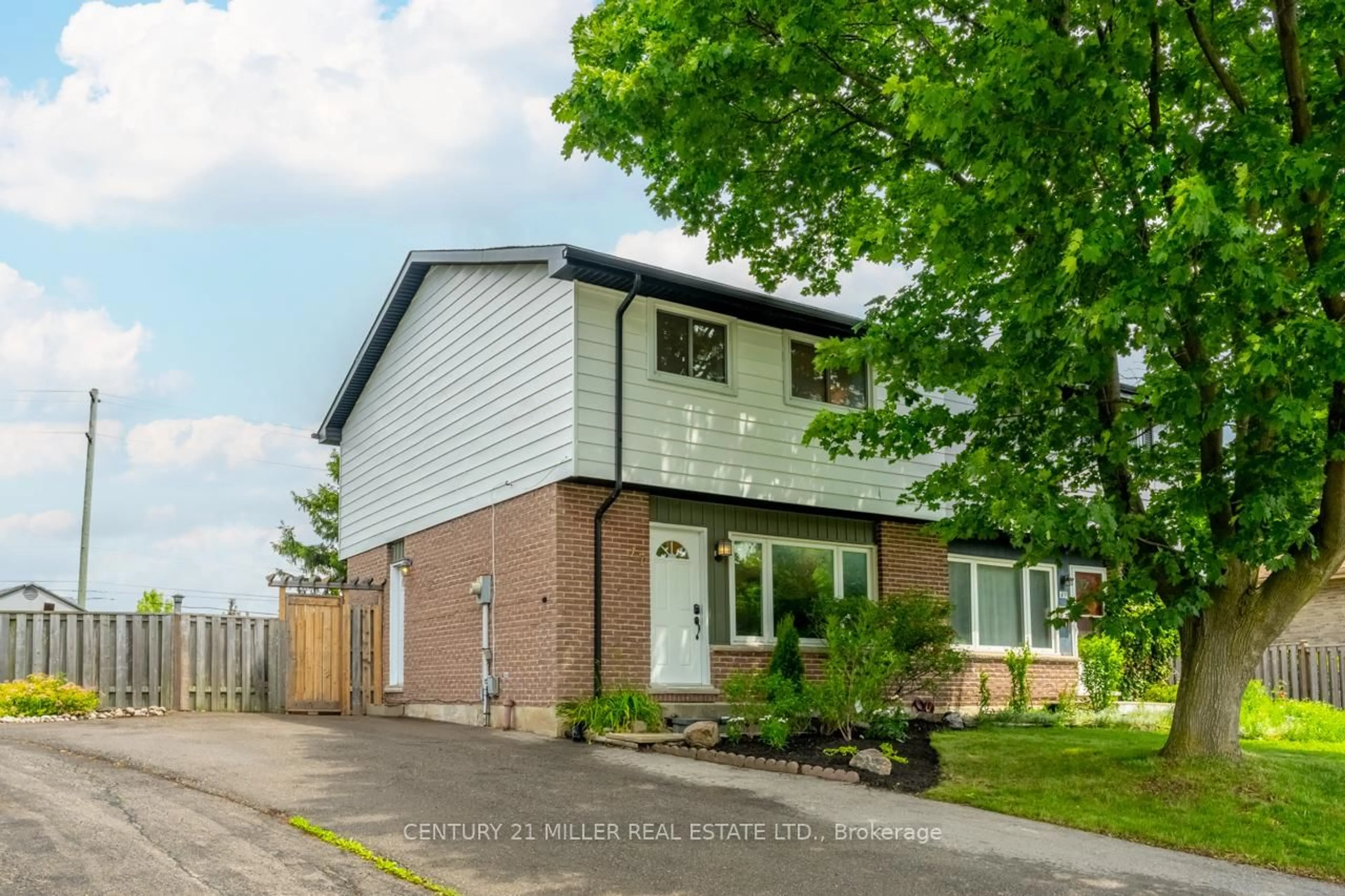 Home with brick exterior material, street for 47 Hopewell Cres, Hamilton Ontario L8J 1P3